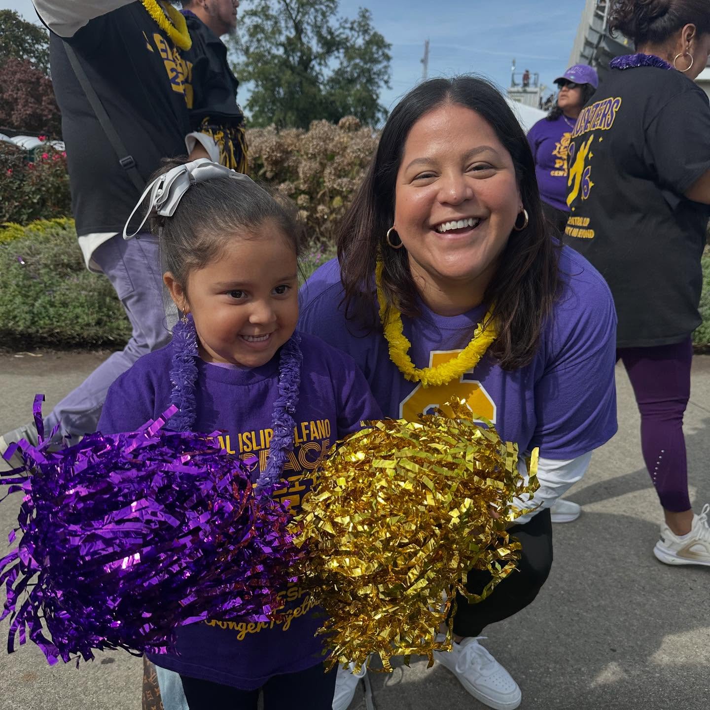 ✨🏈 What a weekend to remember! 🎉 CI Connects had an incredible time celebrating Homecoming and sharing in all the CI Pride! 💛💜 It was truly special to see our community come together in joy, unity, and hometown spirit.
Here’s to more moments that remind us why Central Islip is so special! 🙌🌟