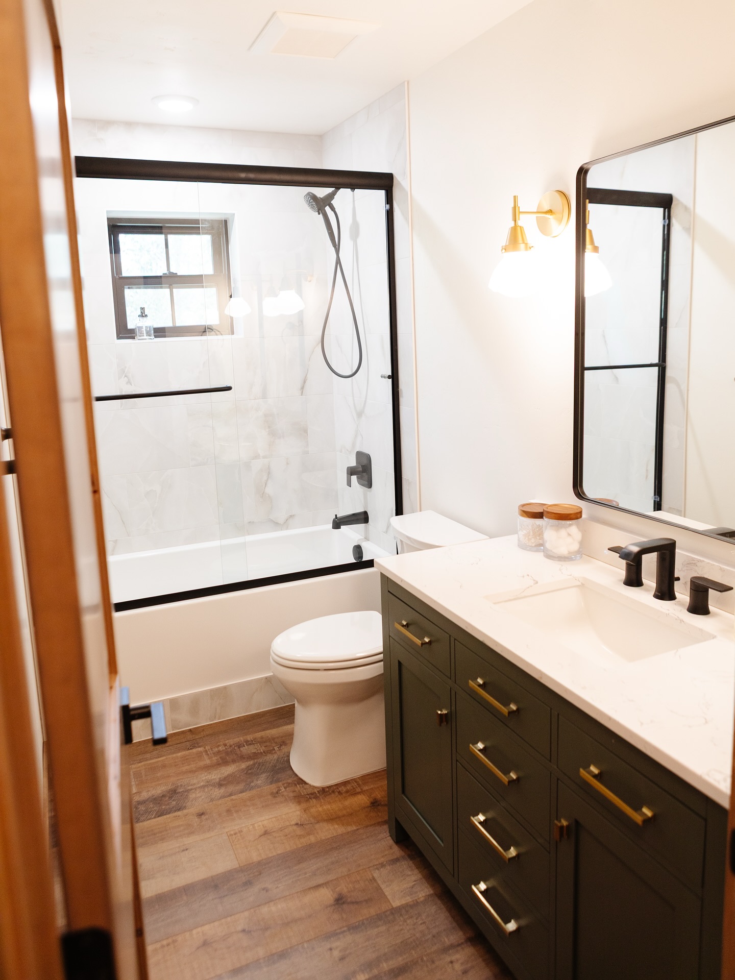 From rough to refined— what a journey!🛁
Keep swiping to see the before!
#construction #remodel #montanabuilds #bitterrootvalley #ravallicounty #contractor #bauderconstruction #montana