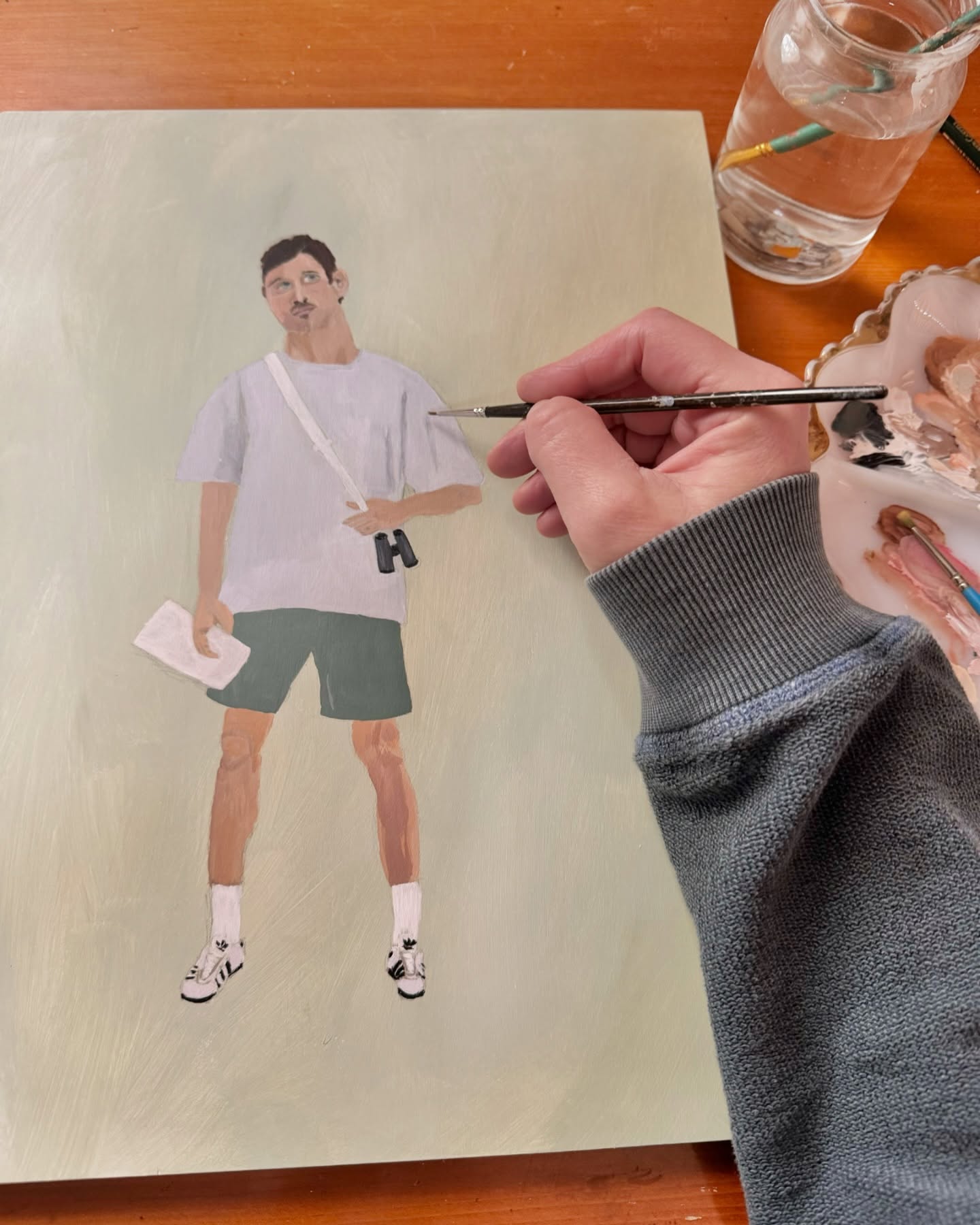 WIP 🎨
Meet Alistair in his Adidas — a self-proclaimed bird nerd 🐦📚
He’s geared up with his trusty binoculars and field guide, ready to spot some feathered friends.
Lately I’ve been loving the process of painting people — it’s kind of like painting birds… just with less feathers and more attitude 👀👌🏽
#paintingprocess #workinprogress #birdnerd #artinprogress #figurativepainting #birdwatching #acrylicpainting #artistatwork #wipart #contemporaryart #adidas