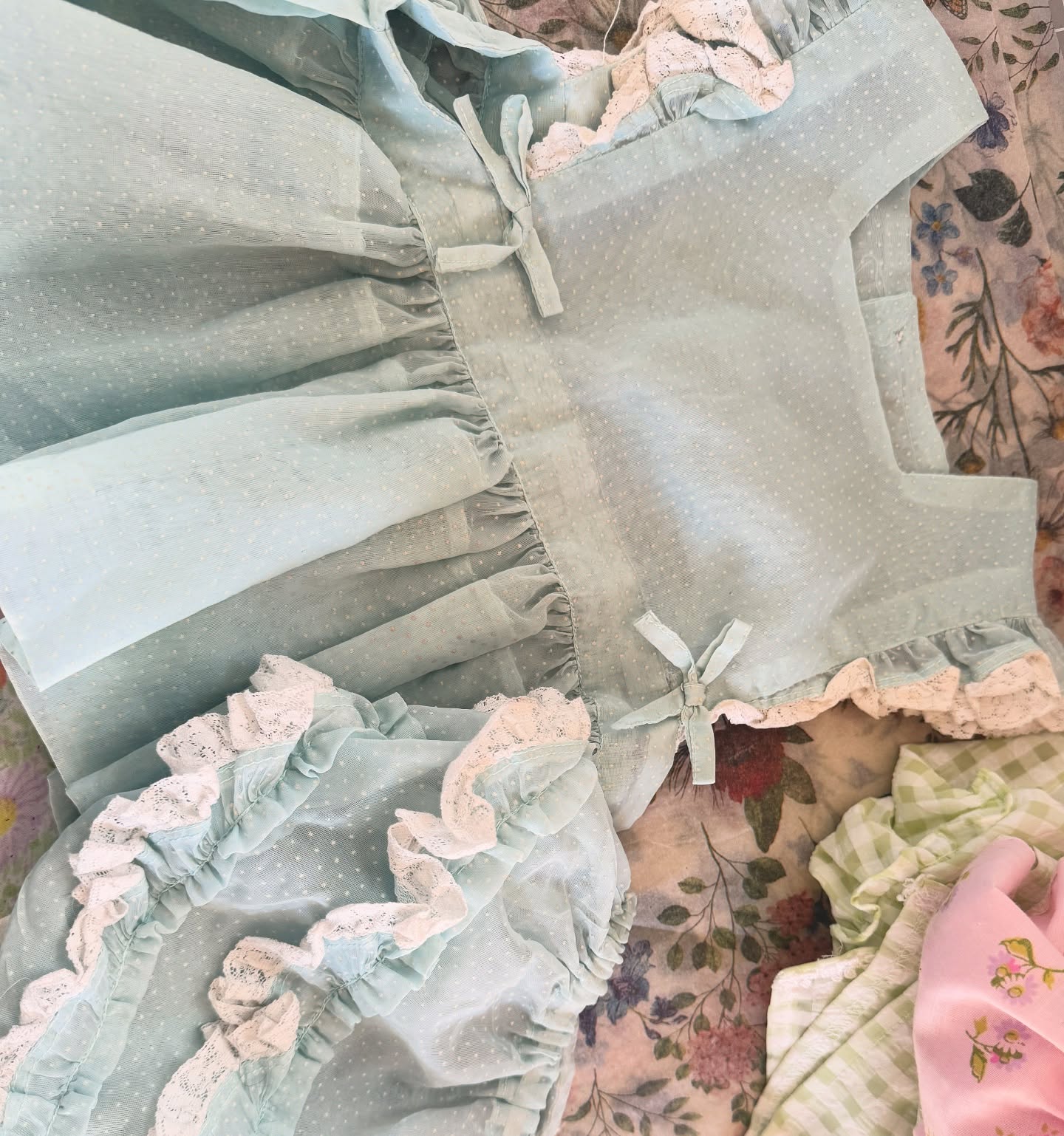 ~dm to shop one of a kind pieces~
SOLD