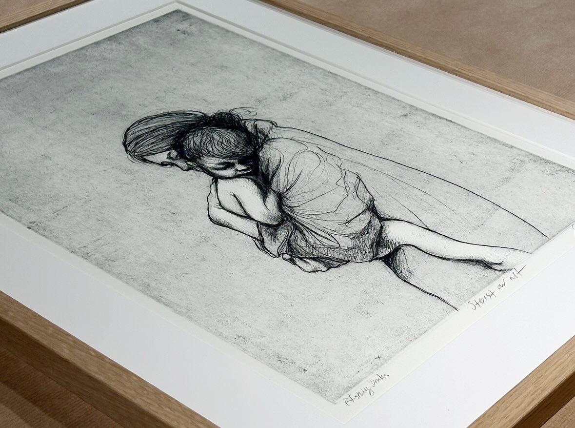 GRO MUKTA HOLTER
«Størst av alt»
Velkommen innom oss og se et stort utvalg av hennes kunst. Her er et ferdig innrammet i vårt rammeverksted til kunde.
Ønsker dere alle ei nydelig uke!
Husk å sette av Lørdag 8. november til åpningen av vår Jubileumsutstilling!
•
@groholter.no @tromsosentrum #gromuktaholter