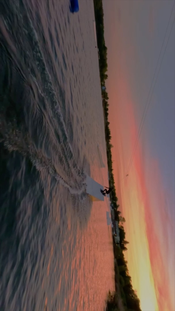 Cinematic Wakeboard Shot 🎬 #fpv #cinematic #djı #fpvdrone #fpvlife #fpvcinematic #naturel #sunset🌅 #magicalmoments #gopro11mini #wakeboarding #wakeboardpark #wakeboardlife #wakeboard
