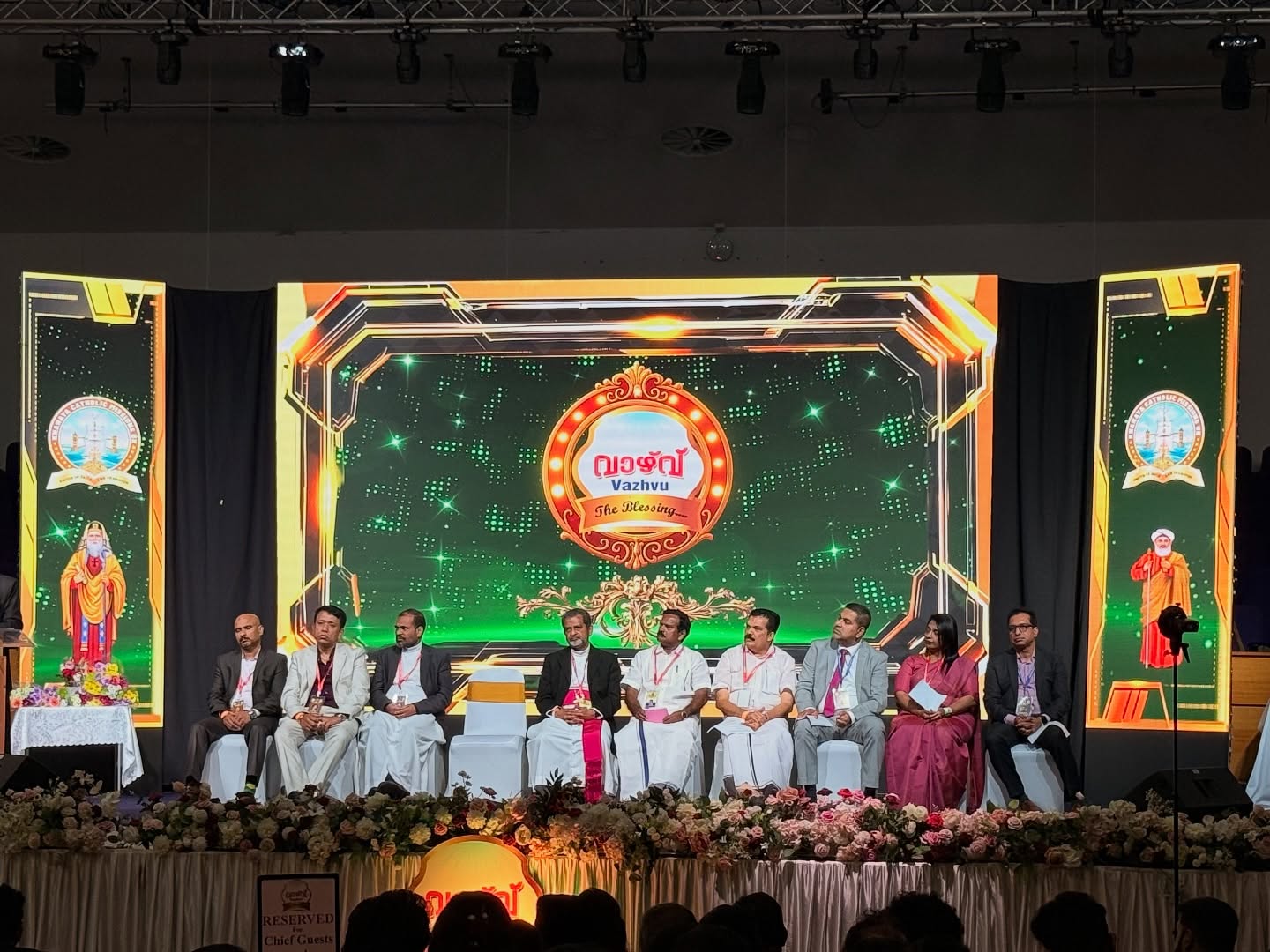 VAZHUV 2025
.
.
.
@jas_live_digital
#novaster #hdmi #maping #arena #stageflow