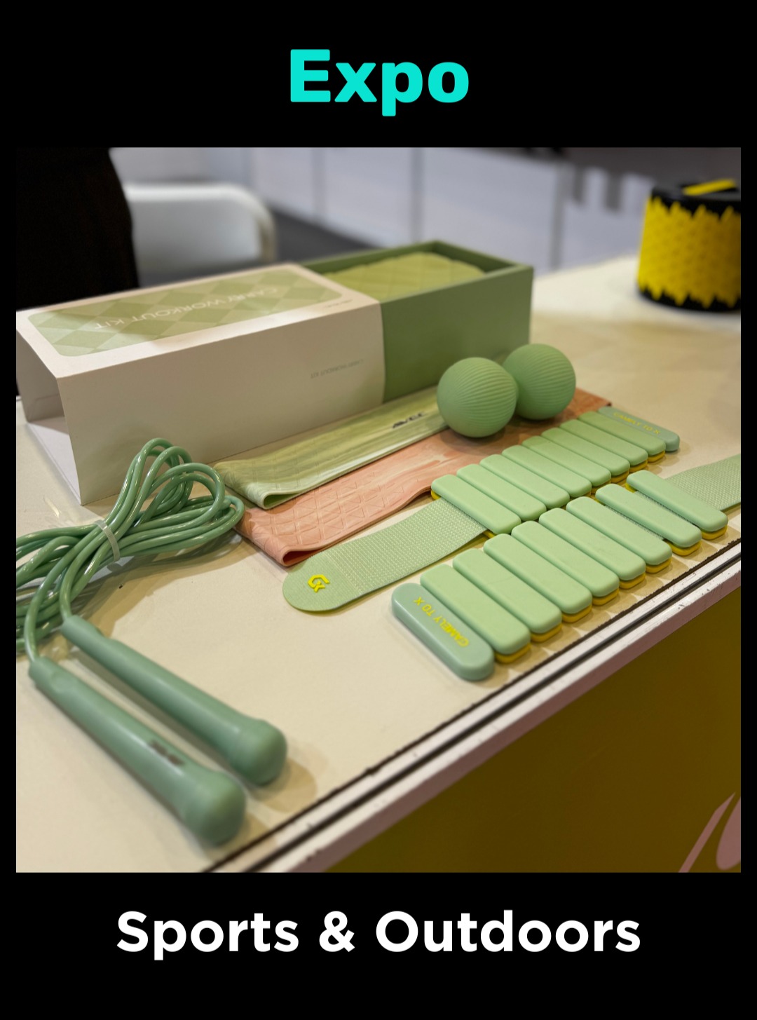 From the gifts and home exhibition we found a wide variety of sports related items such as microfiber towels, all kinds of water bottle, one of them even comes with a magnetic blender for your protein powders, as well as some light fitness tools like 1kg dumbell and compression belt! the possibility is endlesss.
#gifts #factory #madeinchina #exhibition #sourcing #chinasourcing #merchandise #brandmerch #gymgear #workoutgear #waterbottle #blender #microfibertowel