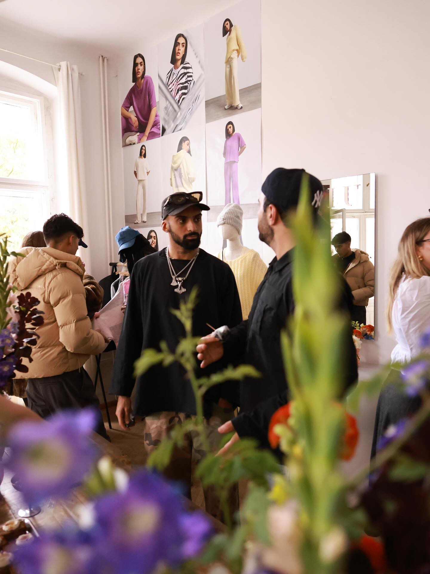 We’re usually busy predicting trends — but at last week’s German Press Days, @over_the_moon_chronicles took forecasting to another level.
Between new-season highlights, brand discoveries & a few cosmic revelations, let’s just say the stars (and styles) aligned perfectly.✨