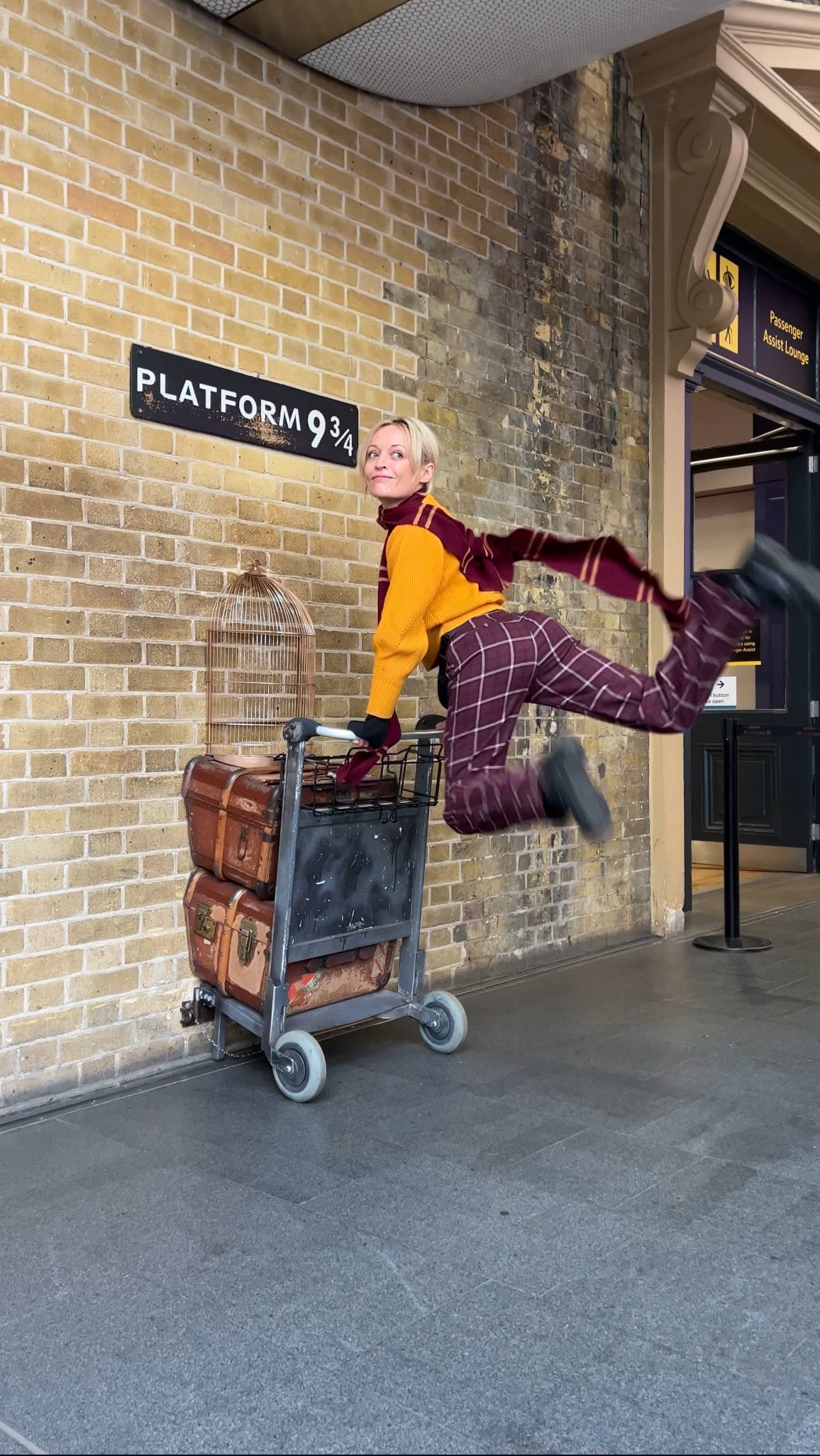 Traveling internationally for work and teaching yoga is incredible, but it comes with challenges — jet lag, back-to-back classes, and stress. Anxiety has been part of my life since my teens, and recently it’s been even harder with my mum’s accident. I’ve been using Nurosym, a certified medical neuromodulation device, that gently stimulates the vagus nerve to help me feel calm and balanced.
Study results (results on specific study populations; individual results may vary):
* 35% improvement in anxiety
* 48% improvement in fatigue
* 61% increase in vagus nerve activity
* 45% improvement in depressive thoughts score
* 78% improvement in inflammation
* 19% improvement in sleep
* 32% improvement in memory
* 29% improvement in learning
* 11% improvement in attention deficiency
* 40% improvement in Long-Covid symptoms
* 50% improvement in blood vessel flexibility
Why I like it:
* Most Studied: 50+ clinical studies with Harvard, UCLA, Yale, and 60+ research partners
* Safest: CE-marked medical device, 0 serious adverse events in studies to date
* Easiest to Use: Wearable, non-invasive, no gel required, can be used on the go
* Most Effective: 61% increase in vagus nerve activity in just 5 minutes — 3–4x more effective than breathing or meditation
* Most Recommended by Doctors: 1,000+ health professionals endorse it
* 1 Most Used: 4M+ completed treatment sessions
* 30-day money-back guarantee
Use my code https://www.nurosym.com/REBECCA86592 for 5% off — link in bio
Disclaimer: This is not health advice; consult your doctor.
#Nurosym #VagusNerveStimulation #NervousSystemRegulation #StressRelief #YogaTeacher #TravellingTeacher #AnxietyRelief