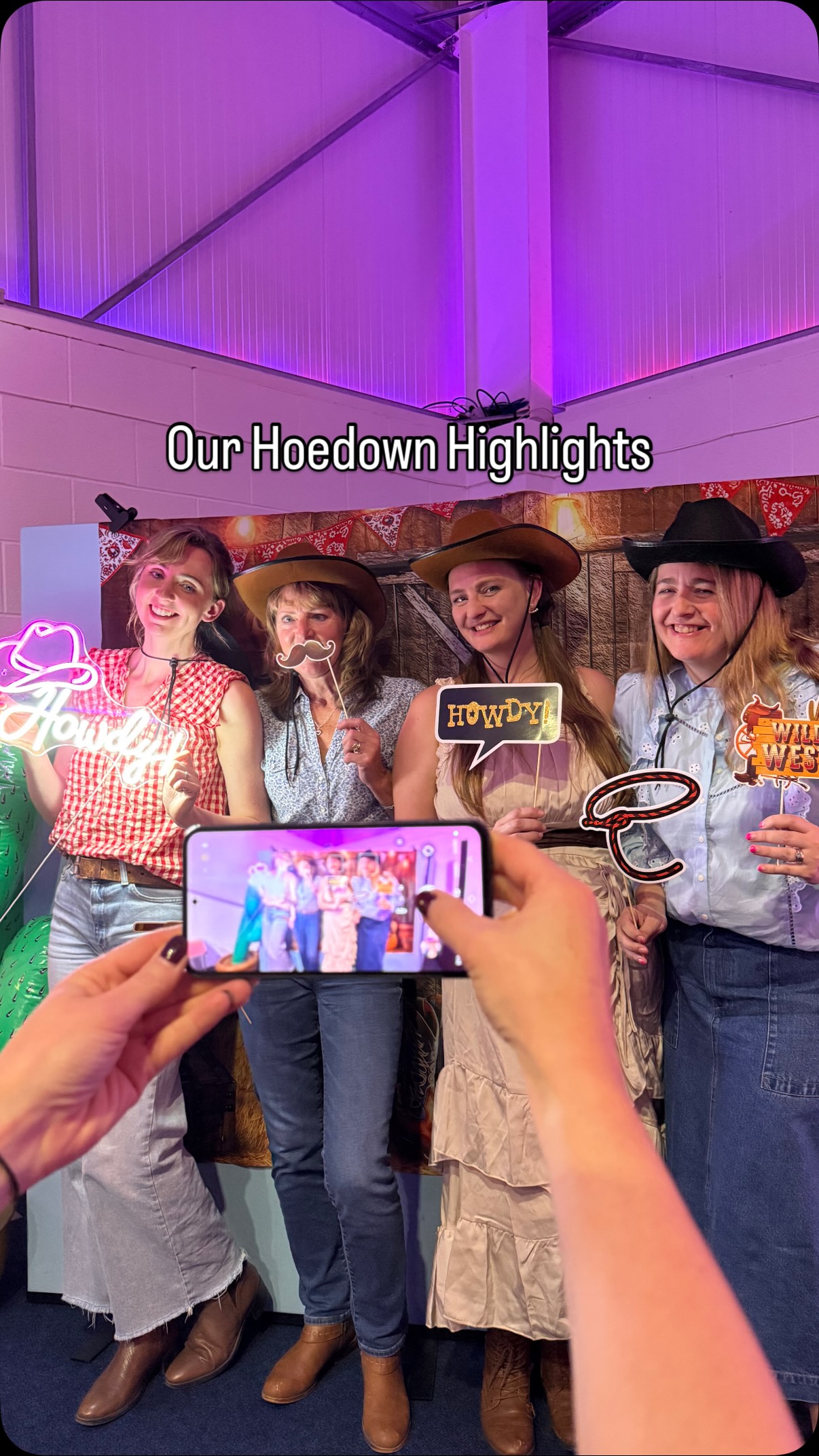 What a night! 💃✨
From the outfits to the dancing, laughter, food and the best vibes, our FloFitness Hoedown had it all!
Thank you to everyone who came, danced, ate, laughed and made it one to remember 🧡
Until the next one… yeehaw! 🤠
#hoedown #hoedownthrowdown #dancenight #linedance #linedanceworkshop #countryvibes #linedancingfun #communityvibes #malvern #malverndance #malvernlinedance #findyourflo #yourflofitness