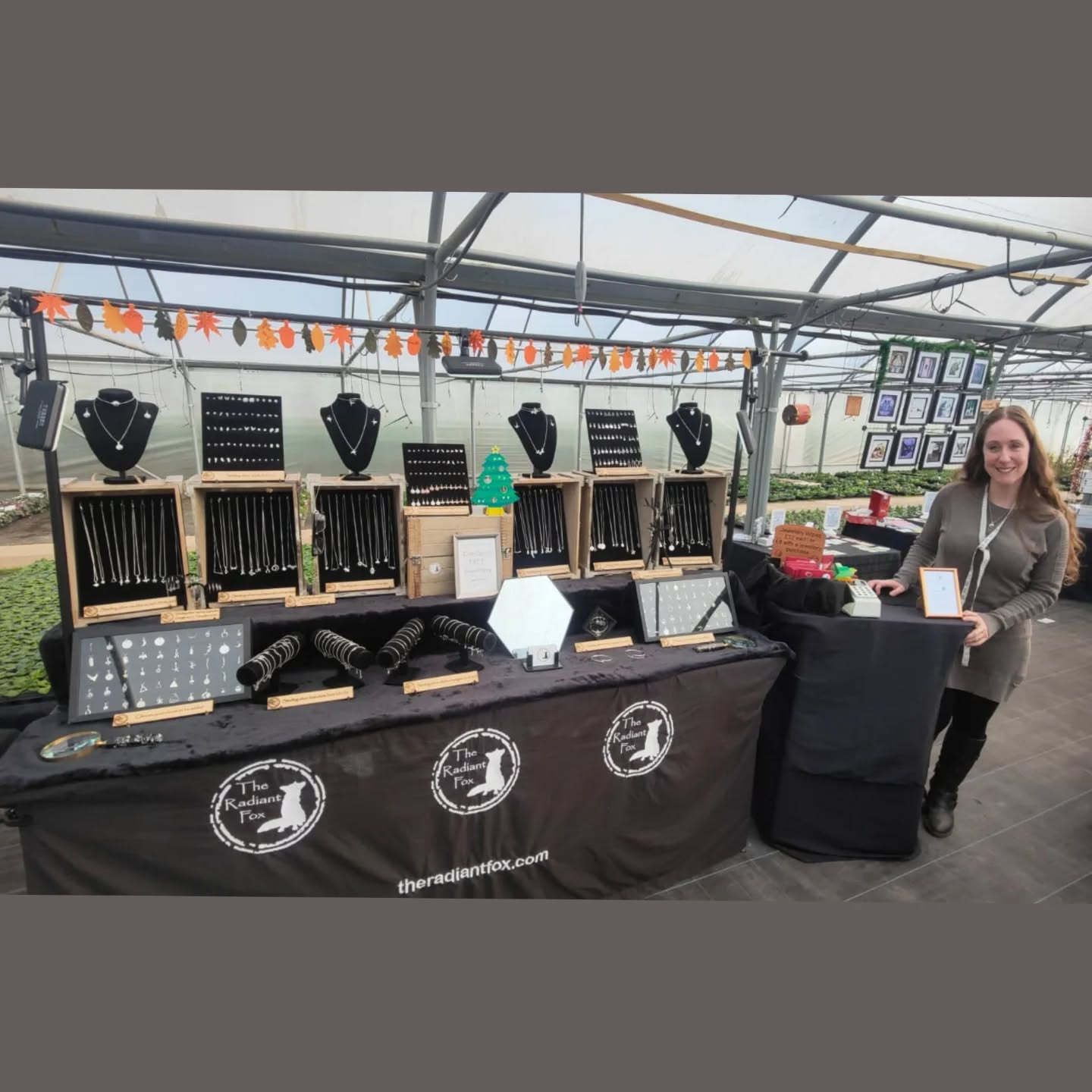 Had a lovely day @singletonsnurseries today for their first Maker's Market.
Looking forward to being back there again tomorrow for another sunny day meeting lots of lovely people.
Hope to see you there.
Thank you to everyone that came by to support today. It is greatly appreciated.
#theradiantfox #singletonsnurseries #makersmarket #autumnmakersmarket #seetoutomorrow