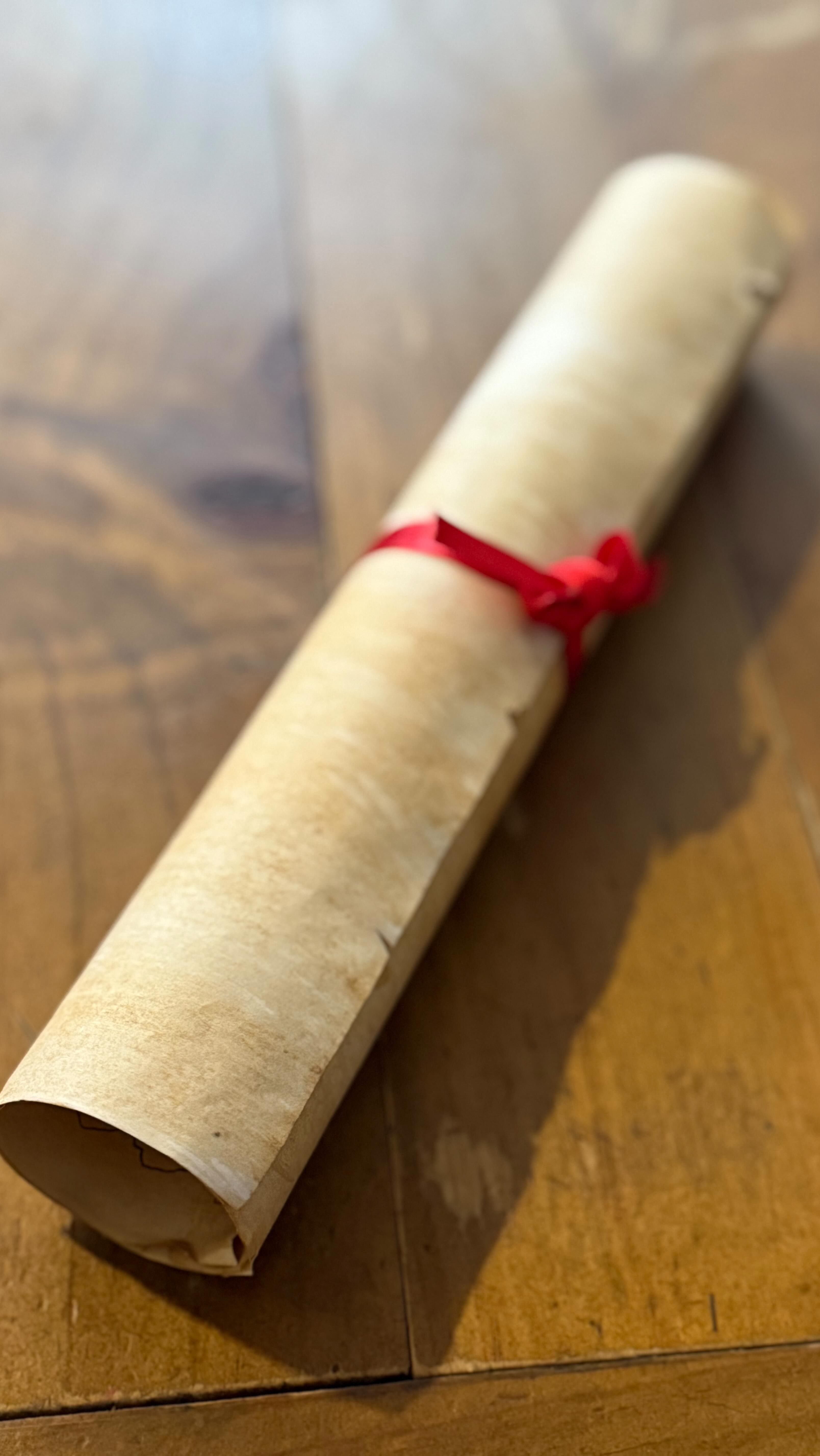 CREATIVE CARTOGRAPHY
Zeeki has been exploring some map making techniques as he continues to delve deeper into his #OnePiece series by #odaeiichiro .
Tell me some of the creative map making techniques your kiddos have explored! X