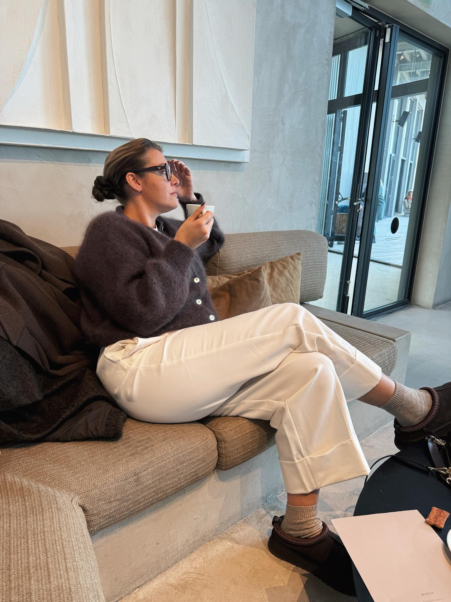 Onmisbaar in je wardrobe: de mohair knits waar je nooit genoeg van krijgt en die met je meegaat van city strolls tot weekend getaway!🤎