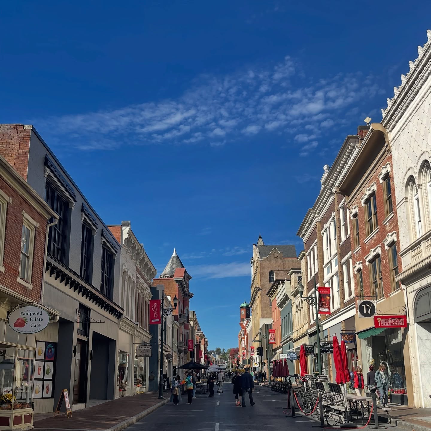 #Staunton #StauntonVA #DowntownStaunton ##StauntonLove #VisitStaunton #VisitStauntonVA #HistoricStaunton #VA #Virginia #VirginiaIsForLovers #LoveVA
#stauntonbooksandtea
#smalltown #mainstreet #mainstreetusa #downwtown
@visitstaunton @visitvirginia @visitshenandoahvalley @stauntondowntown