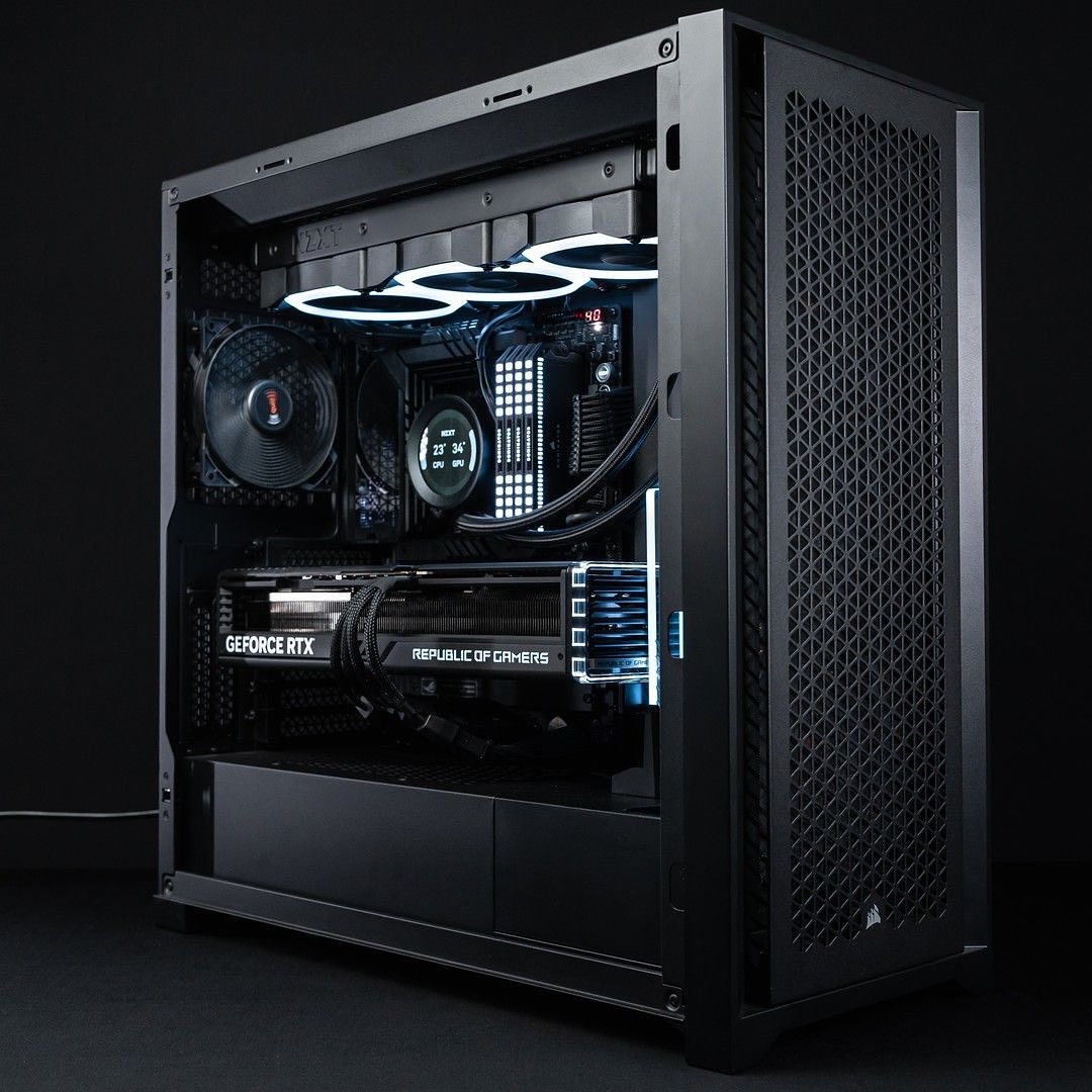 Cold like liquid nitrogen ❄️💙
#GamingRig #CustomBuild #HighEndPC #GamingLife #PCGamingSetup #techinnovation #aestheticsetup #bangalore #computer #tech #techhouse