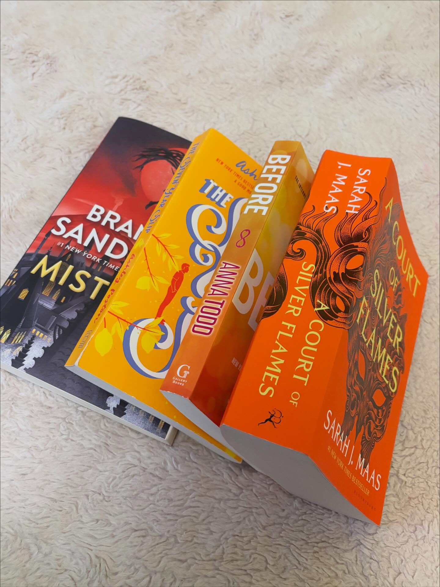 Happy Halloween 🎃🦇👻
#halloween #bookstagram #bookrecommendations #books #bookreview