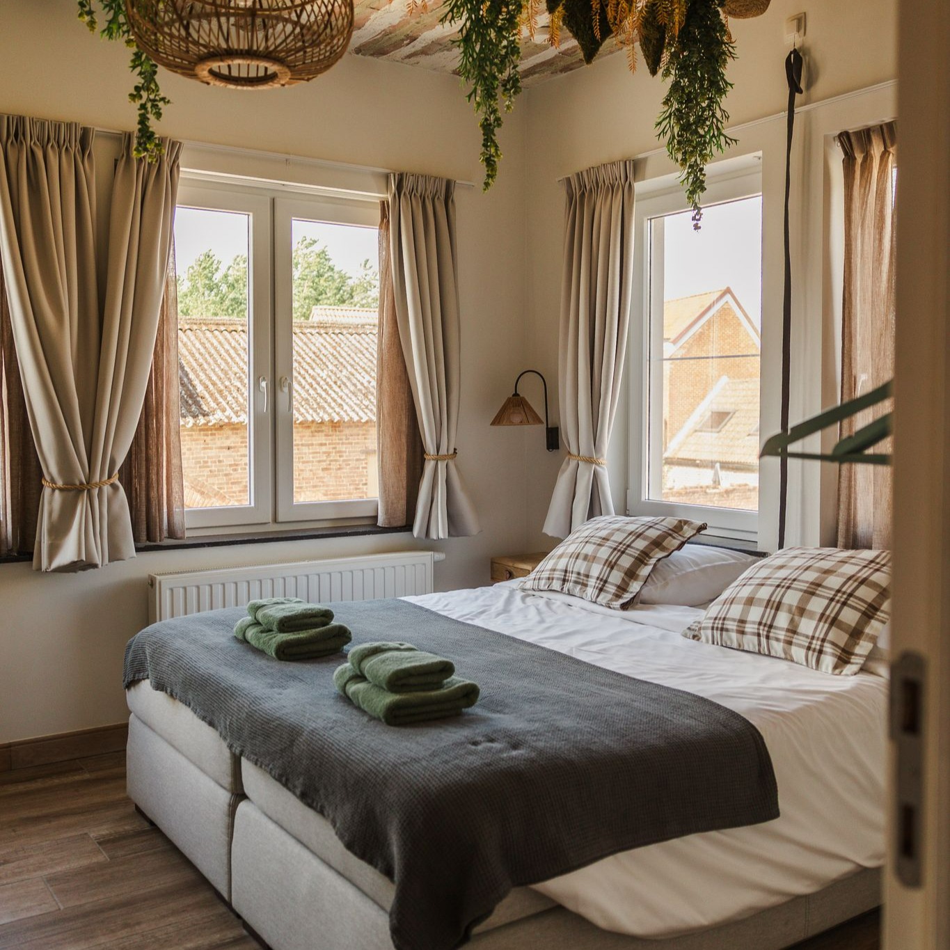 Welke slaapkamer past het beste bij jouw vakantievibes? ✨
Vandaag laten we er 8 zien… maar er zijn er nog veel meer! 😍
Laat het weten in de reacties! 👇
#timeout #vakantie #chooseyourfavouriteone❤️ #riemst #vakantieinlimburg
