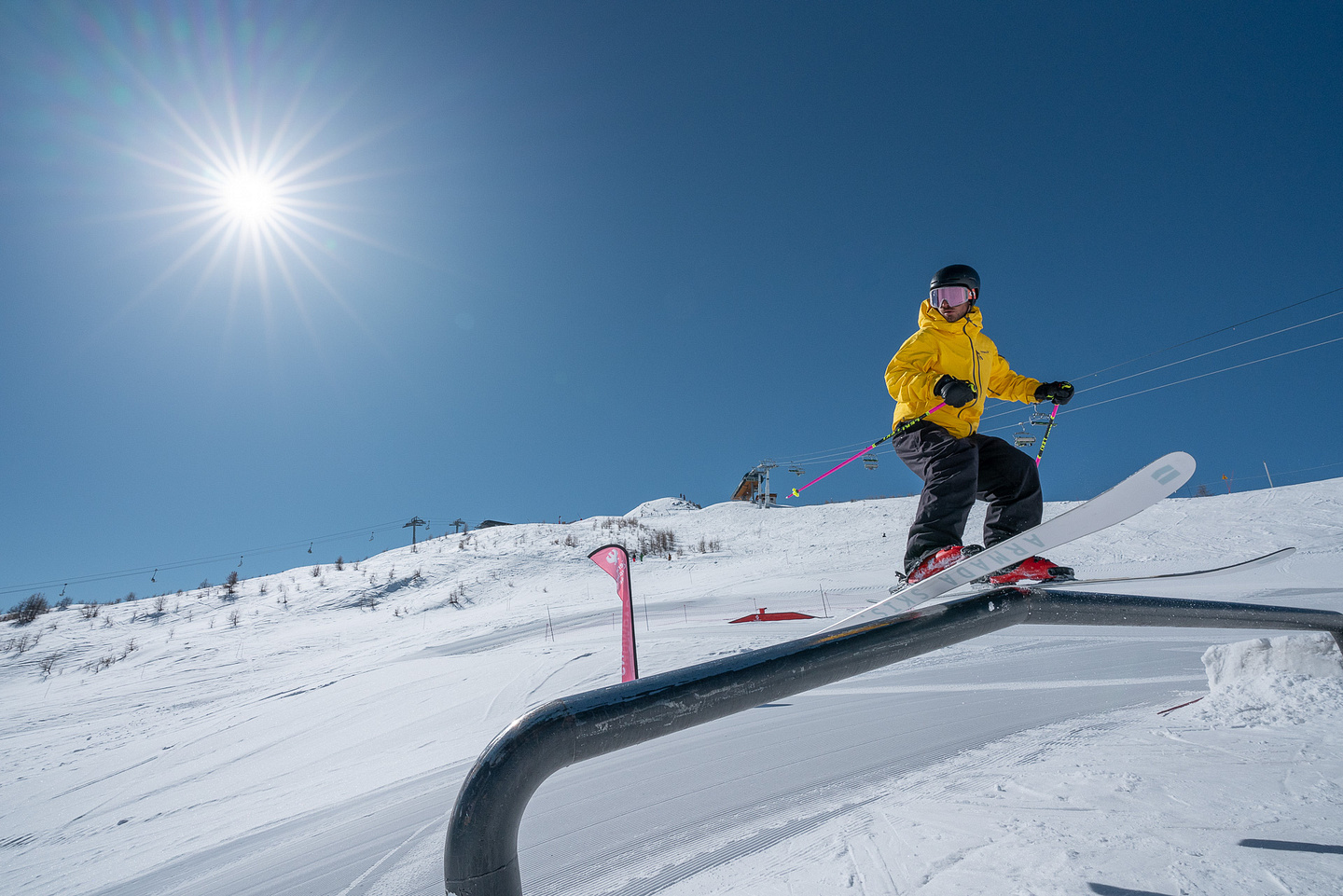 Anticipez vos vacances d’hiver et bénéficiez de 10 % de réduction supplémentaires sur vos locations de ski, en plus des promotions déjà en cours ❄
👉 Utilisez le code : EARLYBOOKING
Ne manquez pas l’occasion de skier à Serre Chevalier au meilleur prix ⛷
🌐 Réservez dès maintenant sur www.sport-rent.com
#Sportrent #EarlyBooking #LocationSki #SerreChevalier #PromoSki #WinterIsComing
📷 @alpes_photographies