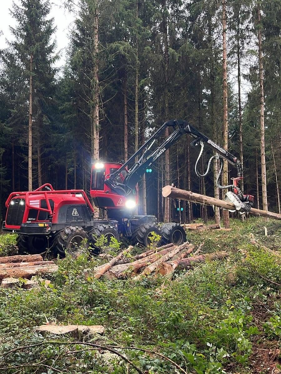 Wochenrückblick#woodworking#woodwork#forestryharvester#forestrymachinery#forstarbeit#forestmachineoperatorjobs#waldarbeit#woodworker#raupenharvester#forwarder#komatsu931xc#komatsu855#gebirgsharvester#forstmaschinen