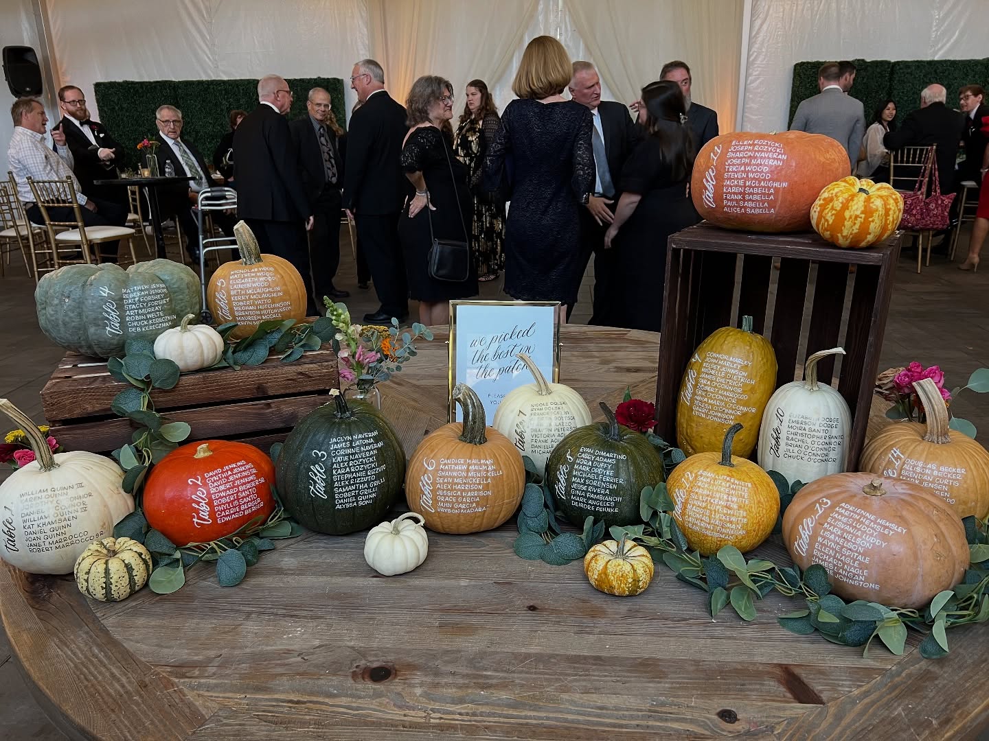 The best in the patch 🍂
Wishing a happy *early* anniversary to Liz & Jon, and reminiscing on this pumpkin seating chart we did for their special day. This was really fun to create - And yes, they are all real!!
To kick off this beautiful fall weekend I’m heading to a fun event with @fairesol.events tonight - can’t wait to show you what they have in store for this special evening! Stay tuned, ciao! 😉
#fallweddings #seatingchart #phillywedding #weddingcalligraphy #phillycalligrapher #pumpkinlettering #pumpkins