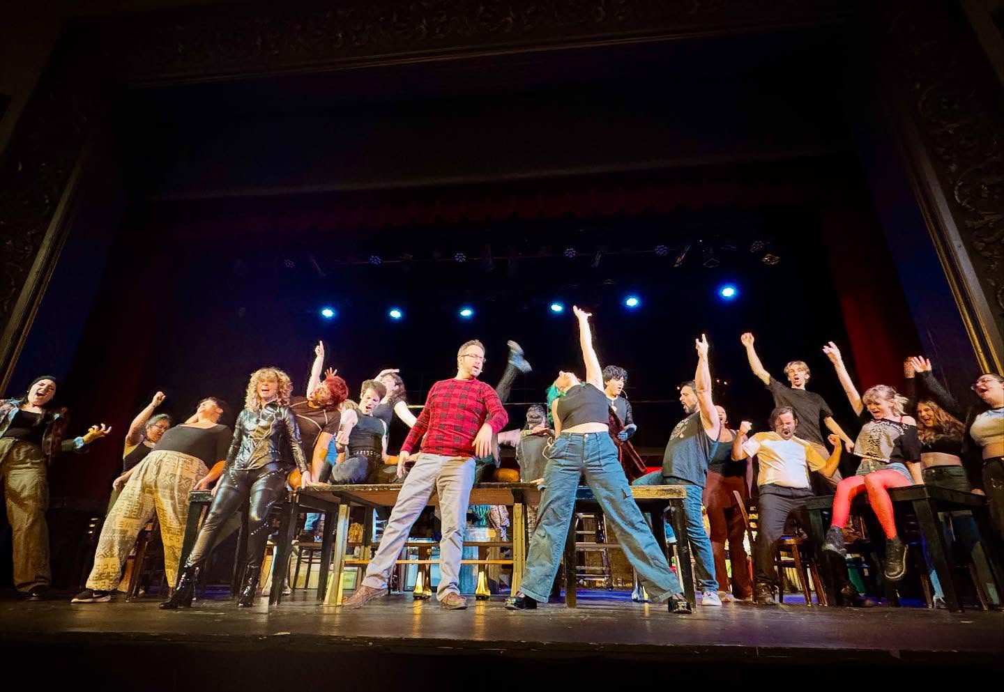 🎸RENT!! #laviebohème 🎸
🎟️ @ https://www.thebradleyplayhouse.org/
ONE weekend only and almost SOLD OUT!
Friday, October 24 | 7:30pm
Saturday, October 25 | 7:30pm
Sunday, October 26 | 2:00pm
#thecomplexputnam #rentthemusical #525600minutes #seasonsoflove #nodaybuttoday