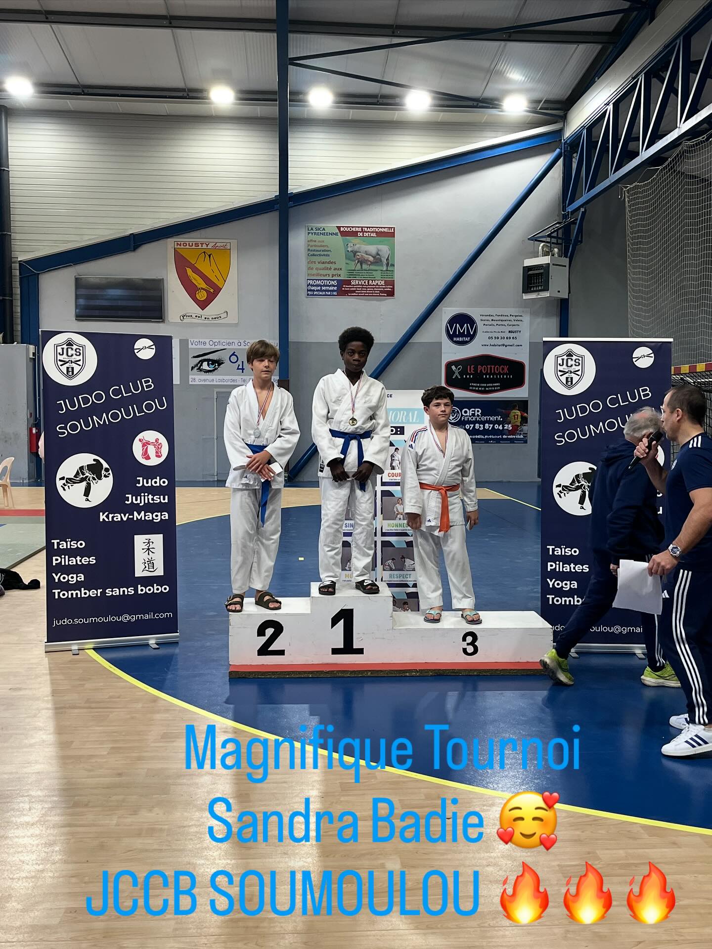 Quelle journée !
💥 Un superbe tournoi aux côtés de la team de Daniel : professionnalisme, bonne humeur et énergie positive au rendez-vous 👊
Merci à tous pour ce moment de pur bonheur !
#judosaintartinois #soumoulou #judo #passionjudo #teamspirit