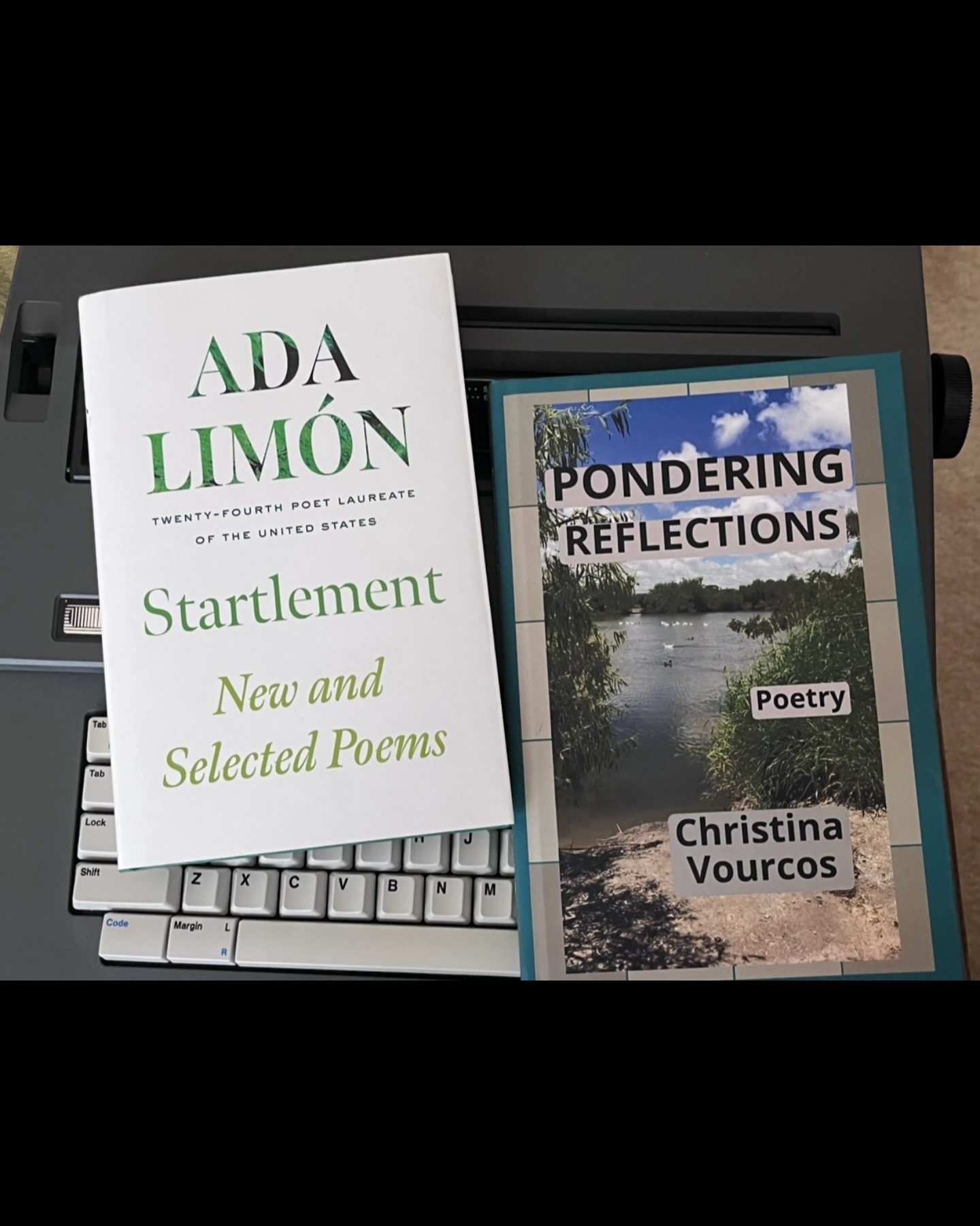 @conchas.y.cuentos has shared this week about focusing more on supporting Latine authors and books beyond Latinx / Hispanic Heritage Month. While I try to do so throughout the year as a Greek Latina, I really want for others to focus more on our comunidad. I think it’s even more important than ever now.
With the #BeyondLHMBookstaChallenge, there’s a chance to highlight something Latine almost every day. Today is Latine Legends. I decided to highlight the Latine Legend, poeta @adalimonwriter. Ada Limón has inspired me lately as a poeta through her poetry, but also realize that Latinas can be recognized for poetry since she is 24th Poet Laureate of the United States by the Librarian of Congress. She is the first Latina to be Poet Laureate of the United States.
Ada and I have used nature as inspiration in our poetry. I knew I had to focus on her latest book alongside my latest poetry book. I continue to enjoy reading her books. I can’t wait to read her writing craft book next year, Against Breaking: On the Power of Poetry. Gracias por todo que haces como poeta, Ada. #ReadLatine365 #LatinxBooks #LatinxBookstagram #LatineBooks