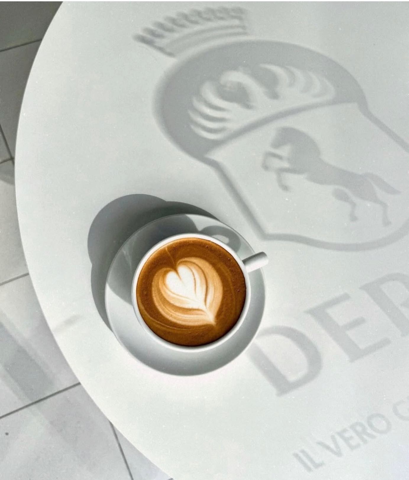 ☕️ La dolce vita започва с чаша съвършено италианско кафе. #goodmorning#italianacaffè🇮🇹