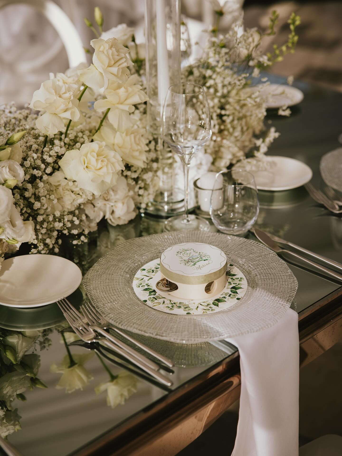 A dream dressed in white, a golden sunset, and love illuminating every detail. ✨
Because your day deserves nothing less than perfection.
💌 Wedding design & planning by Anna Teresa laudato
📷 @studiofotografico_zeno
🌷 @salvatoregattimolofloralevent
#WeddingPlannerItalia #ItalianWeddingPlanner #LuxuryWeddingItaly #MatrimonioElegante
#MatrimonioDaSogno #WeddingInItaly #DestinationWeddingItaly #AmoreInCostiera
#NozzePerfette #Sposa2025 #Sposa2026 #RomanticWedding #WeddingDesign
#MatrimonioRomantico #LuxuryEventDesign #ItalianStyleWedding #WeddingDetails
#BridalInspiration #WeddingDecor #AllestimentiFloreali #WhiteWedding
#WeddingDreams #WeddingMood #ElegantWedding #TimelessElegance
#WeddingReception #WeddingTablescape #LoveInItaly
#ItalianWeddingStyle