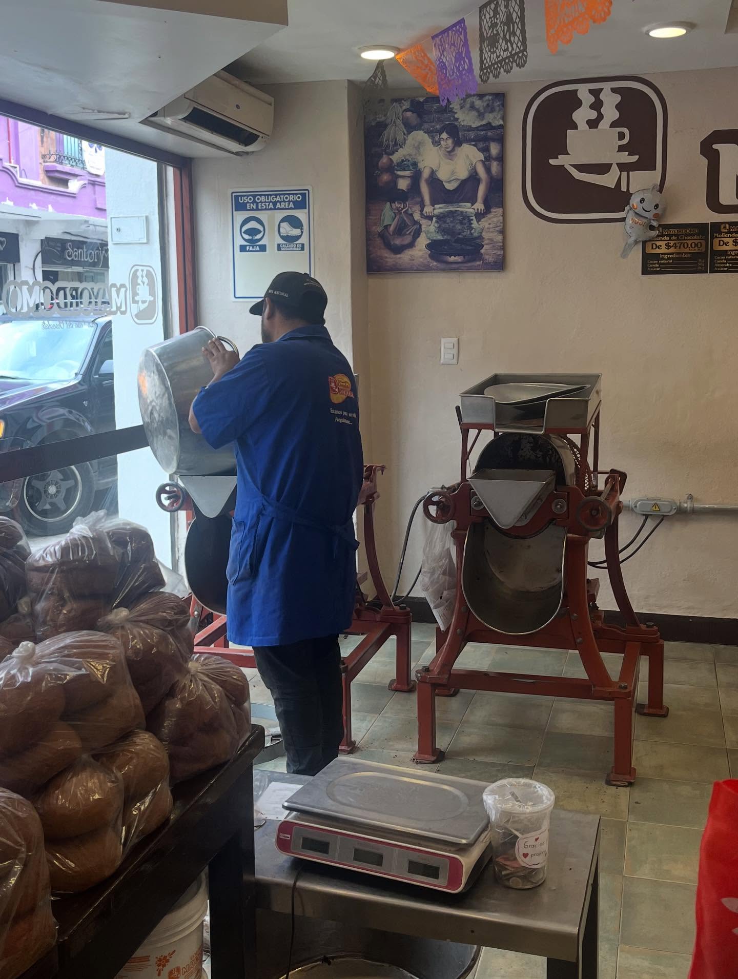 I’m currently in Oaxaca leaving Spanish with @fluenz - the classes have been amazing and I’ve made a lot of progress just in a few days. The city is also very interesting just ahead of dia de los muertos. Beautiful hotel @pugseal, exotic cuisine including grasshoppers and ant larvae (pictured), and a visit to the amazing historic site Monte Albán, which I’d never even heard of before. We had a private tour as darkness fell - magical. I really love travelling in this part of the world - it’s adventurous but also familiar and welcoming. #travel #mexico #oaxaca #solotravel #learnspanish #espanol also the lighting in my hotel is sooo good