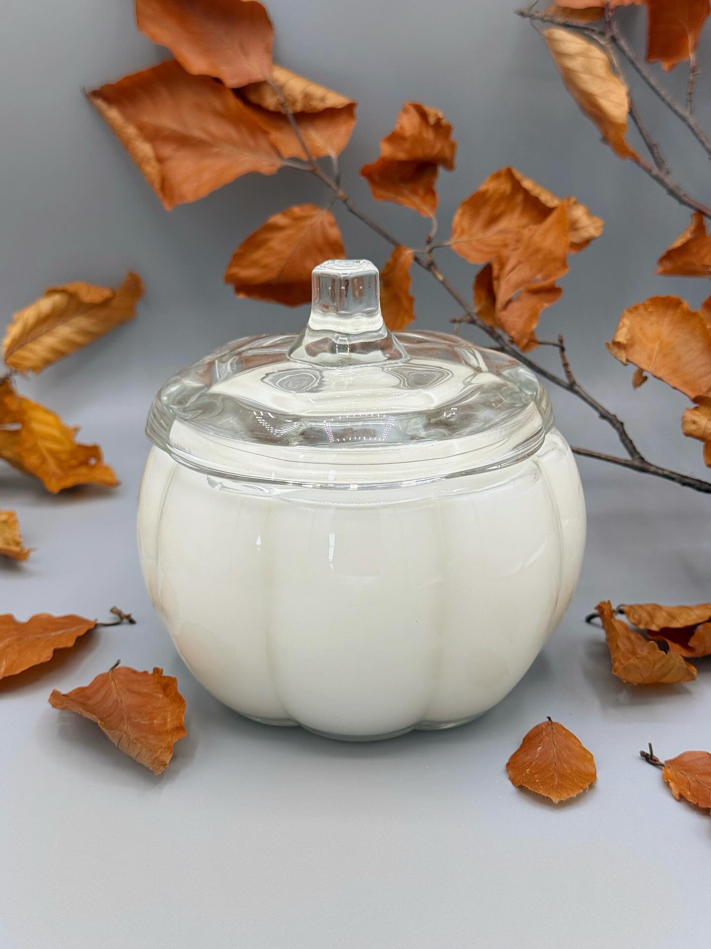 Only a few pumpkin candles left. 🎃 enter the code: SPOOKY for 20% off our Fall line (ghost melts, pumpkins, quad wick, and ceramic warmers) Happy shopping!