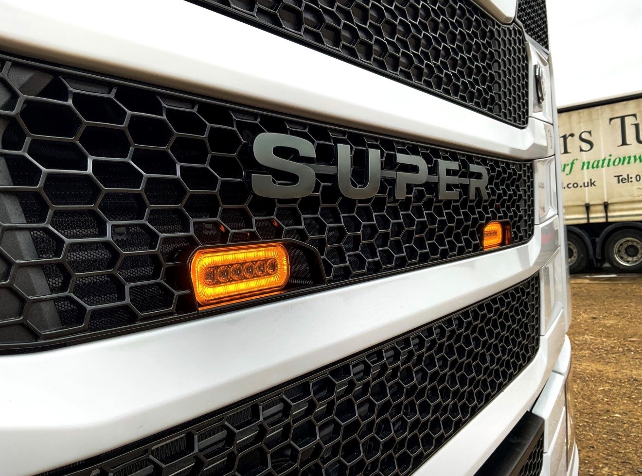 Halloween has come early with this stunning phantom white Scania S560 Super recently delivered to A E Willows!
Supplied by Keltruck Account Manager, Simon McGuiness. This outstanding unit is packed full with all the spec you'd expect and more from a top quality unit like this. And has also been finished off expertly with extra paint touched by the fantastic team at Keltruck Newark.
Congratulations to all the team at A E Willows on the handover of this incredible unit!
#SuppliedByKeltruck #ScaniaSuper