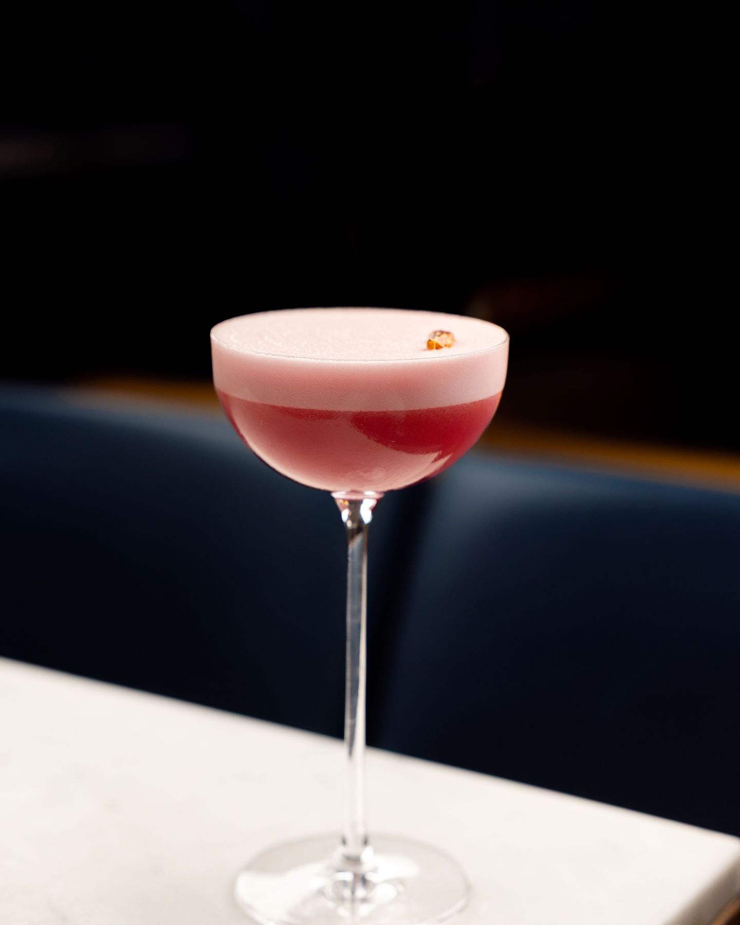 TOTALLY SPICE
Gin Tanqueray, citron vert, crème de framboise épicée, liqueur Baccae triple piments.
📸 @desprezmarie.studio