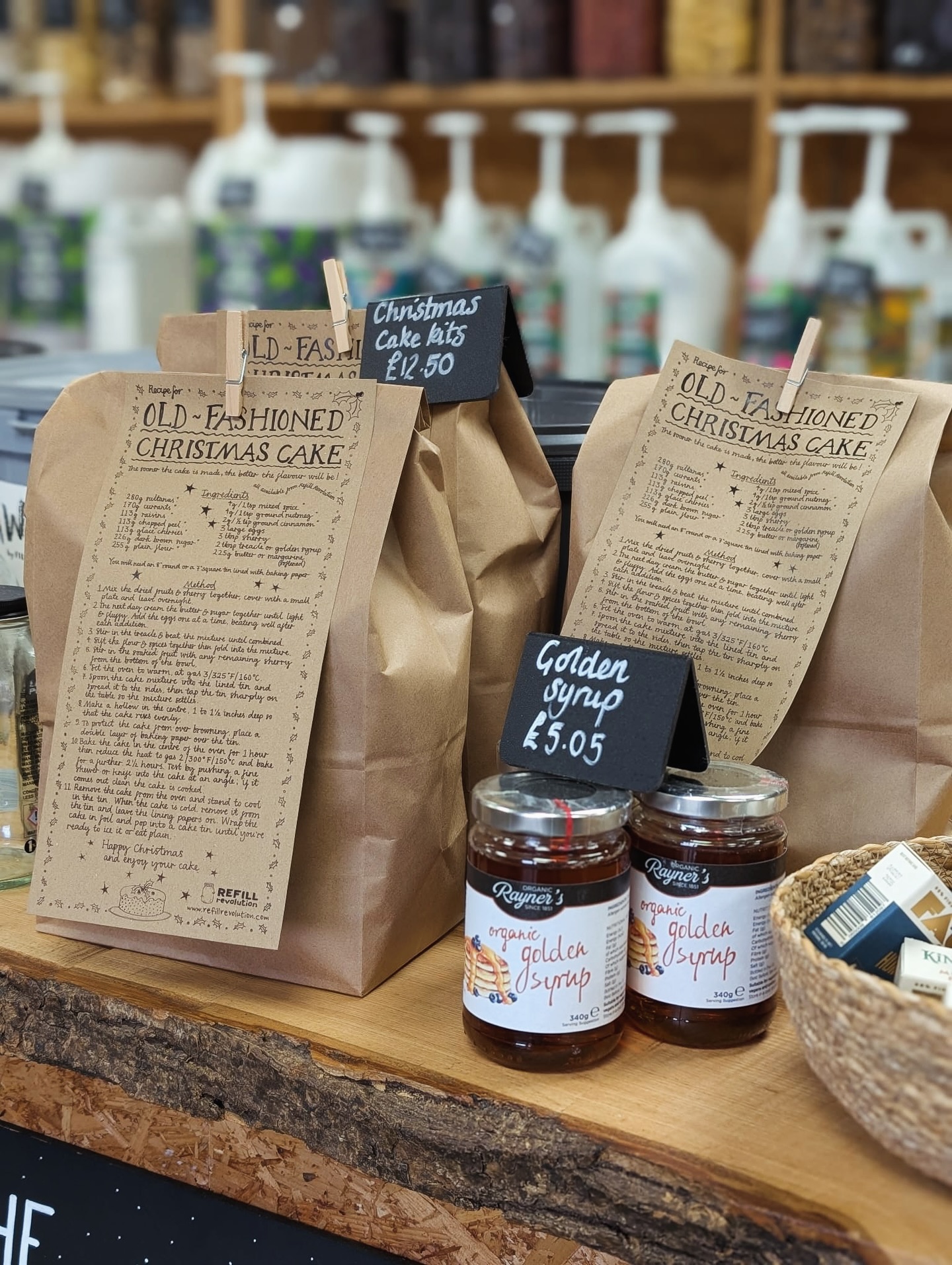Christmas cake kits are back!
All in once place with the golden syrup needed to make it.
We’re open until 4pm today come and get yours ready for a bit of weekend baking 😍