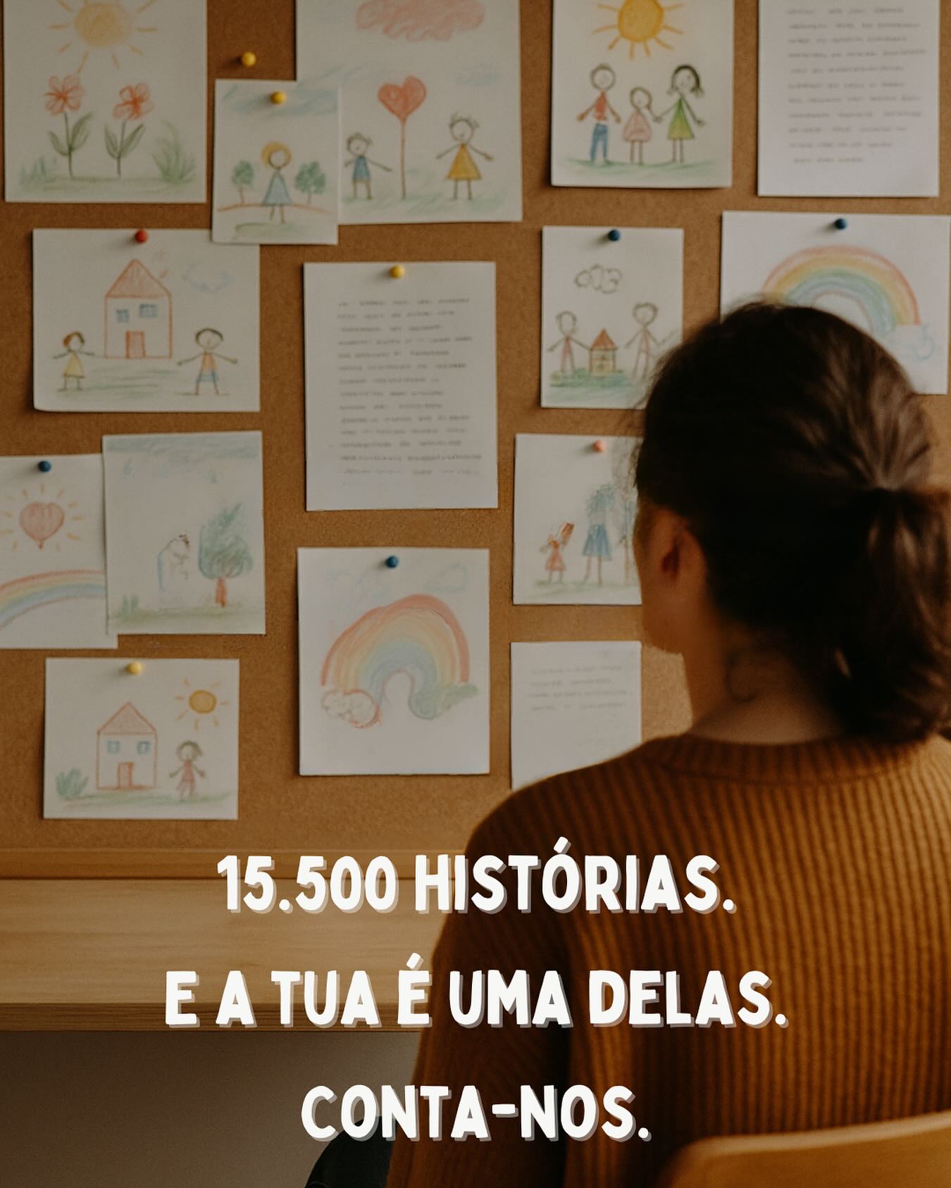 Hoje começamos a celebrar.
Faltam 4 dias para os 5 anos da EducaSão e sentimos a emoção a borbulhar.
Foram 5 anos de escuta, formação, relação.
De mães, pais, educadoras, professores, terapeutas e cuidadores que chegaram… e ficaram.
E hoje, queremos saber:
Como chegaste até à EducaSão?
Foi por uma formação?
Uma partilha?
Uma frase que ressoou?
Alguém te indicou?
Ou encontraste-nos por acaso?
Conta-nos nos comentários.
(E se quiseres, diz também: o que te fez ficar.)
Porque cada história importa.
E queremos celebrar esta semana contigo não só entre nós.
Obrigada por estares aqui.
Sempre, sempre com presença.
Abraço carinhoso Sara&Felipa 💛