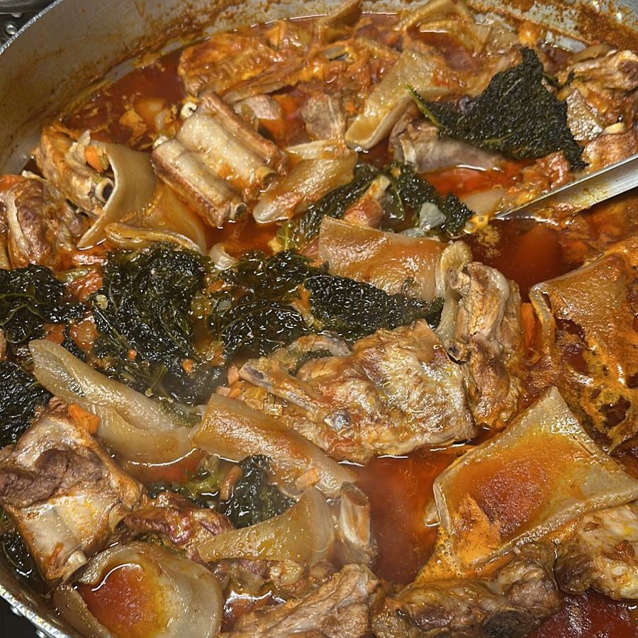 L’è turnada la CASSOEULA, belée!
🥘 Finalmente tornano i colori e i profumi che fan venir fame anche ai santi 😋
#daRossino dal 1 novembre torna la nostra amata CASSOEULA!
🍽️ DAL GIOVEDÌ ALLA DOMENICA:
la nostra tradizione più vera, fumante e irresistibile.
Vi aspettiamo 😜
#cascinaRossino #cassoeula #tradizionelombarda #ornago