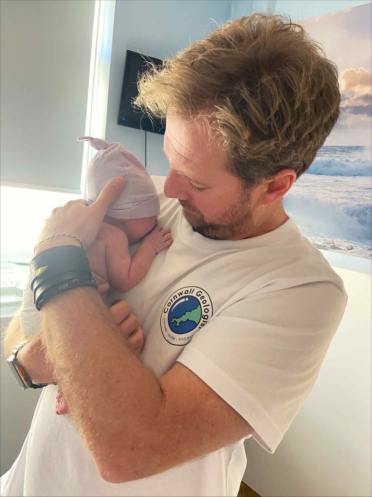 Something of geological magnitude has happened to @jennawitts.music and I!
Our beautiful daughter, Eleanor Joy (aka Pebble) was born a couple of weeks ago. Mother and baby did superb after a hectic but fairly rapid labour.
Pebble is a little bundle of perfection, and Jenna and I are settling well into parenthood, albeit fairly stressed!
Thank you for all of your love and best wishes. Apologies if you have messaged in the last few weeks - I will get back to you as soon as I can!
The world has a budding musical geologist!
#babygirl #eleanor #buddinggeologist #cornwall #cornwallcoast #cornishcoast #walkingcornwall #explorecornwall #lovecornwall #cornwallgeology #cornishgeology #geology #geologyrocks #geolife #geologist #geologistsofinstagram #learninggeology #geoadventure #exploregeology #geologicalwonders #structuralgeology #geologylife #baby #daughter #littlegirl #babygeologist #newborn #cornishgirl #cornishmaid #cornwalllife