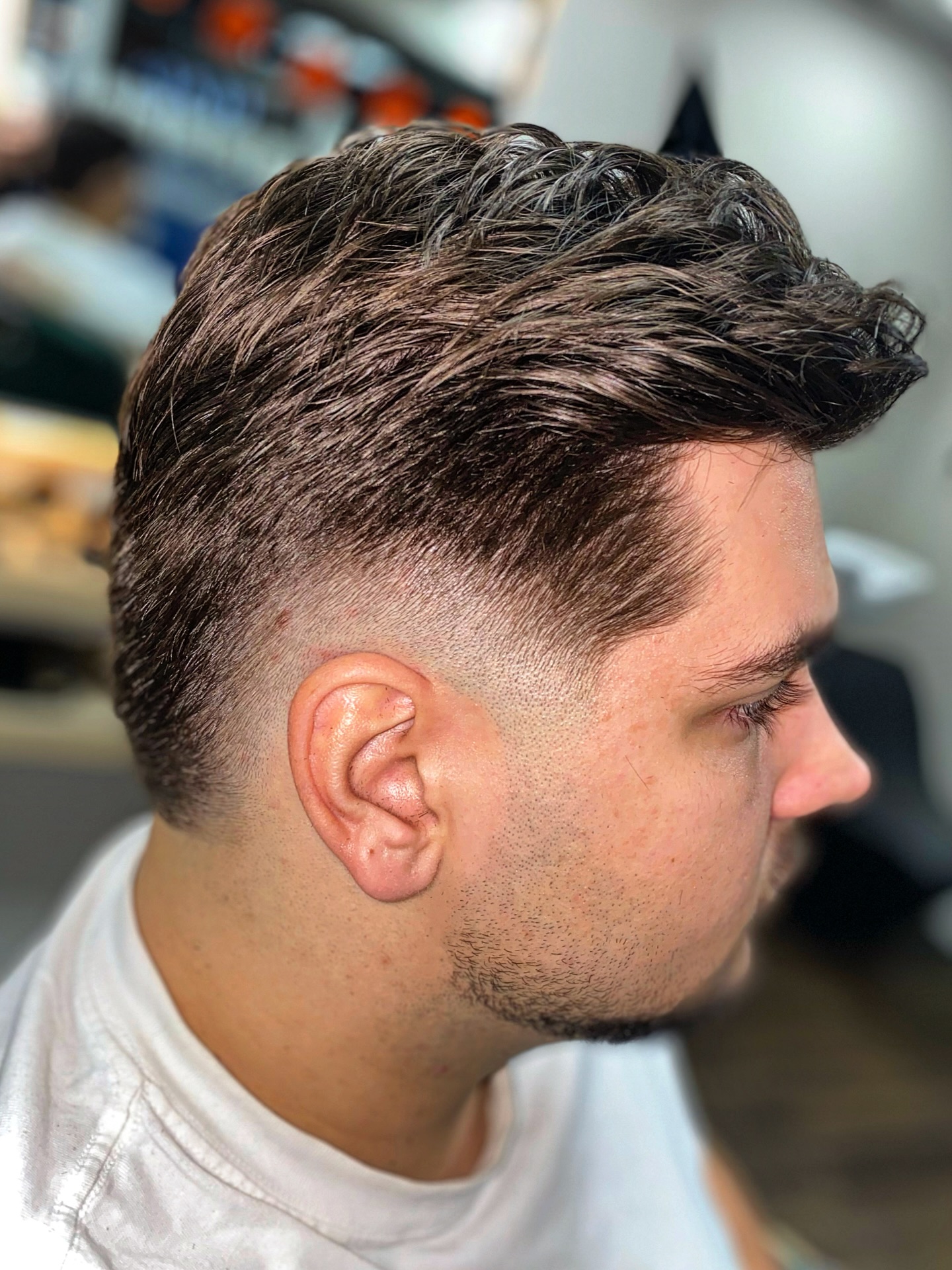 Blended fade, clean lines, and a natural top flow — 🌟 #genk #barber #barbershop #fade #haircut #boxberg #limburg #belgium #kapper #naturelflow #babyliss #stmnt #jrl