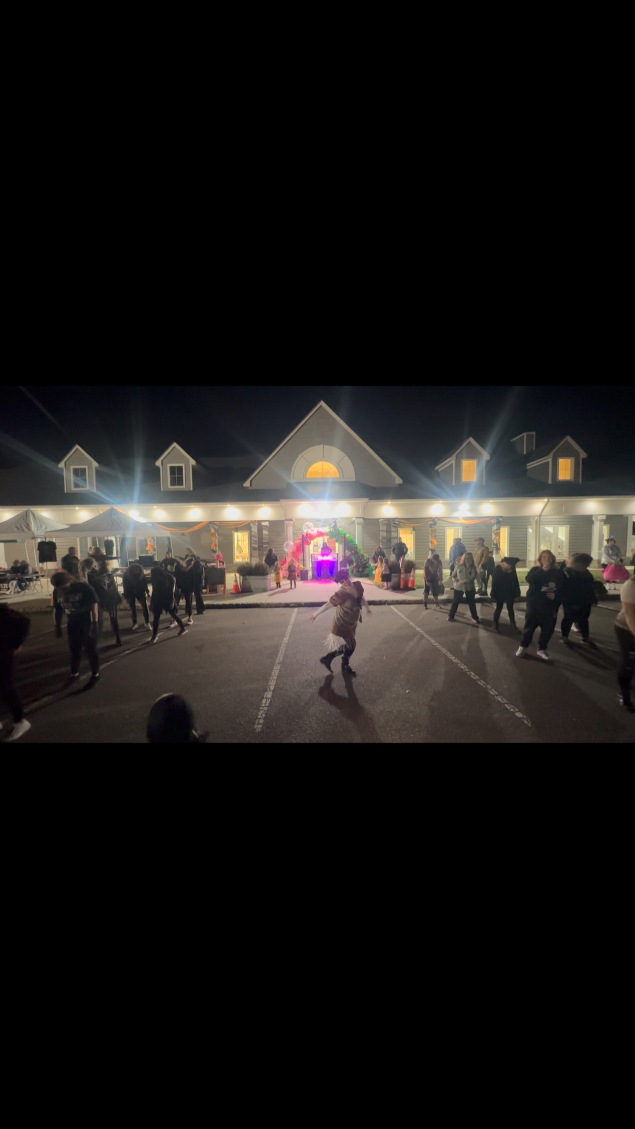 “There are shortcuts to happiness and dancing is one of them”
What a highlight it was to see our ADULT DANCE CLASS perform at the Witch Walk this evening! Dance is for everyone, movement is magical and connection is what makes EPIC so special. Our adult classes have grown into a community that we cherish so much at EPIC and what a treat it was so watch and support them tonight!
Choreo: @kenz_dumars
Classes Offered:
Wednesday 815-915pm Adult HipHop/Jazz
Thursday 7-8pm Adult Ballet/Pilates