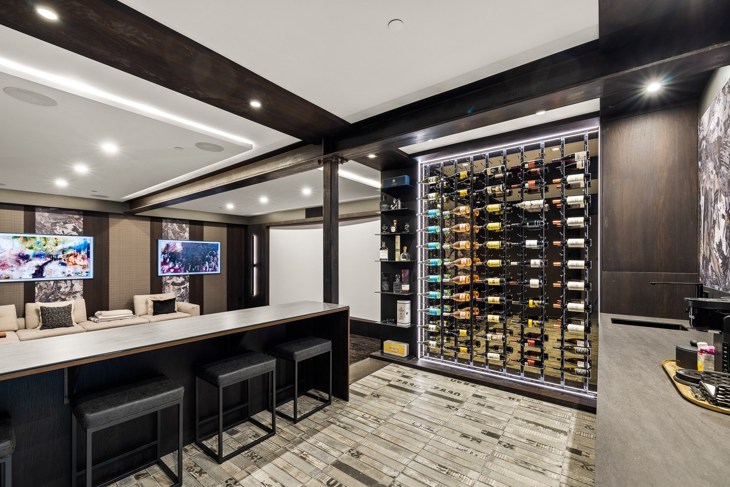 More than a theatre—this is a full culinary experience with a wine cellar & bar any sommelier would love. 🍷✨
#CulinaryExperience #WineCellarGoals #SommelierStyle #LuxuryLiving #FineDiningVibes #FoodAndWine #LifestyleLuxury #VictoriaLiving
