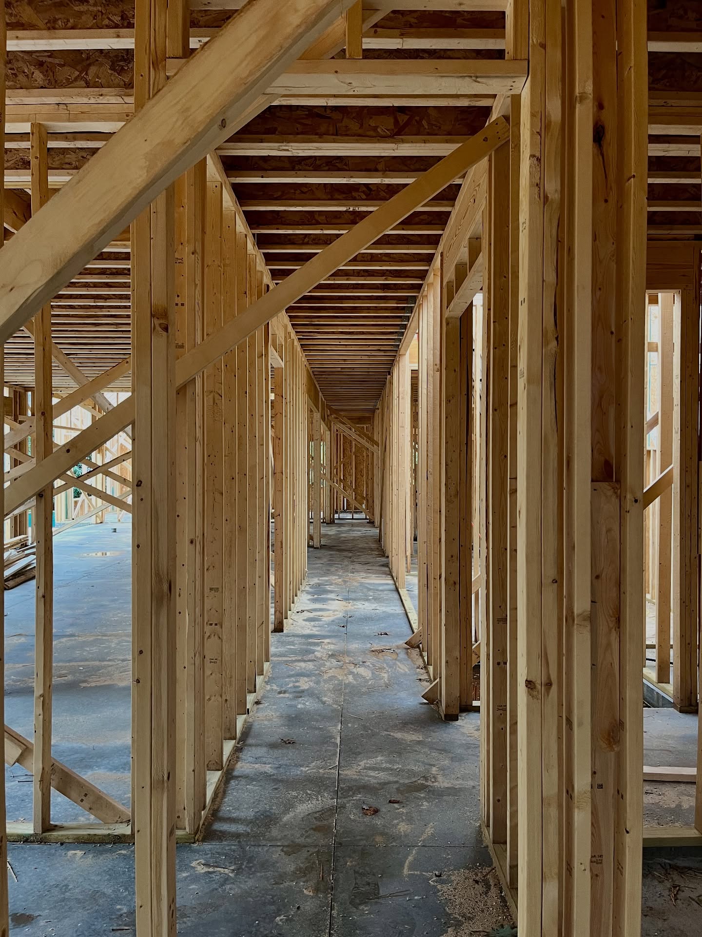 🔨 The work you’ll never see—but will always feel.
Framing is the backbone of every custom home. It sets the structure, defines the spaces, and ensures lasting quality long after the walls are finished. You may not notice it once the home is complete, but every solid line and careful measurement makes all the difference.
Because what’s behind the walls matters just as much as what you see. 🏡✨
#LakeOconeeBuilder #RightAngleConstruction #LakeOconeeCustomHomes #LakeOconeeLiving #BuildWithRightAngle #CraftsmanshipMatters #LakeOconeeLifestyle #LuxuryHomesLakeOconee #GreensboroGAHomes #CustomHomeFraming #LakeOconeeLuxury #QualityYouCanTrust