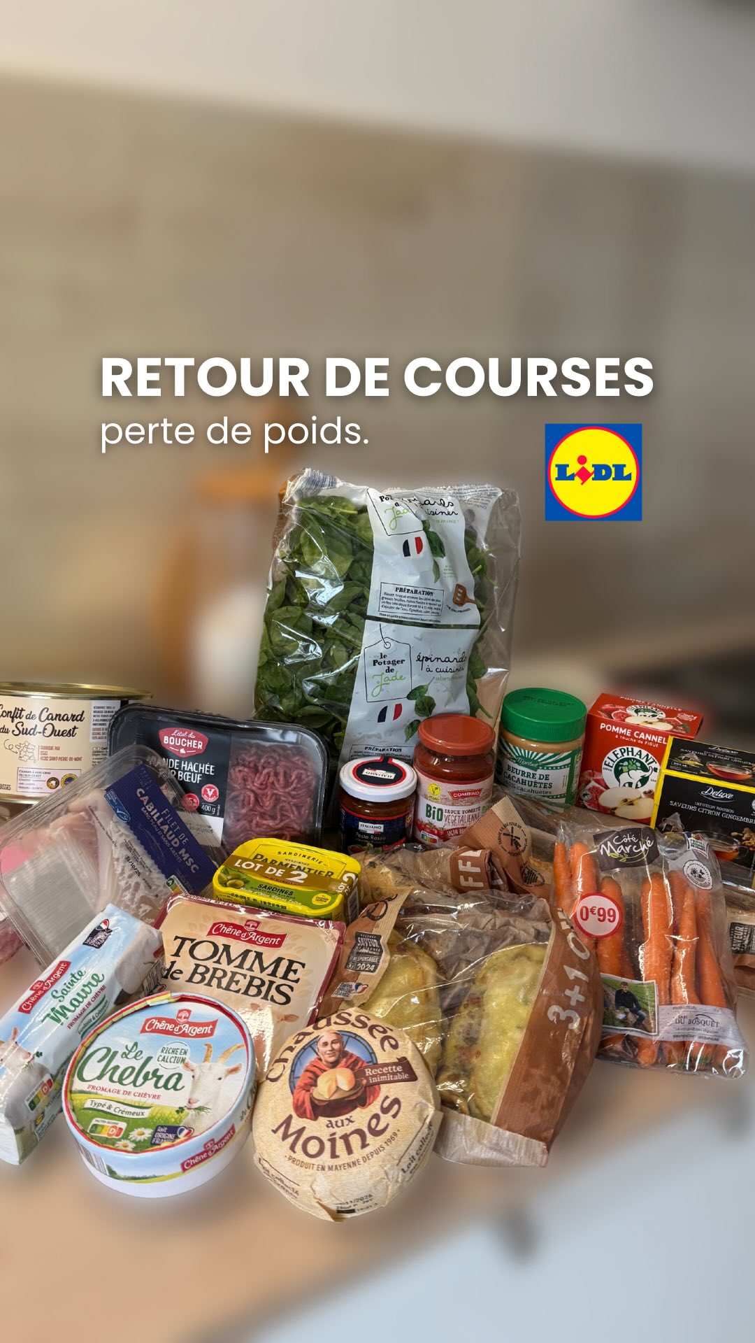 🛒 Retour de courses LIDL – Spécial CHRONO !
Aujourd’hui je t’emmène avec moi faire mes courses version chronobiologie alimentaire 🕗
Je te montre simplement ce que je mets dans mon caddie pour tenir mes repas chrono de la semaine :
🥐 les indispensables du matin,
🍖 les protéines du midi,
🍫 mes petits plaisirs du goûter,
🥦 et les essentiels du dîner léger.
Pas de prise de tête, pas de frustration — juste une alimentation logique et gourmande 💛
💬 Tu veux que je te fasse la version “pas chrono” pour comparer ? 😉
—
#chrononutrition #retourdecourses #courseslidl #jemangechrono #chrononutritiondelabos #chronofood #alimentationsaine #mangerautrement #routinechrono #repaschrono #jolieminceur