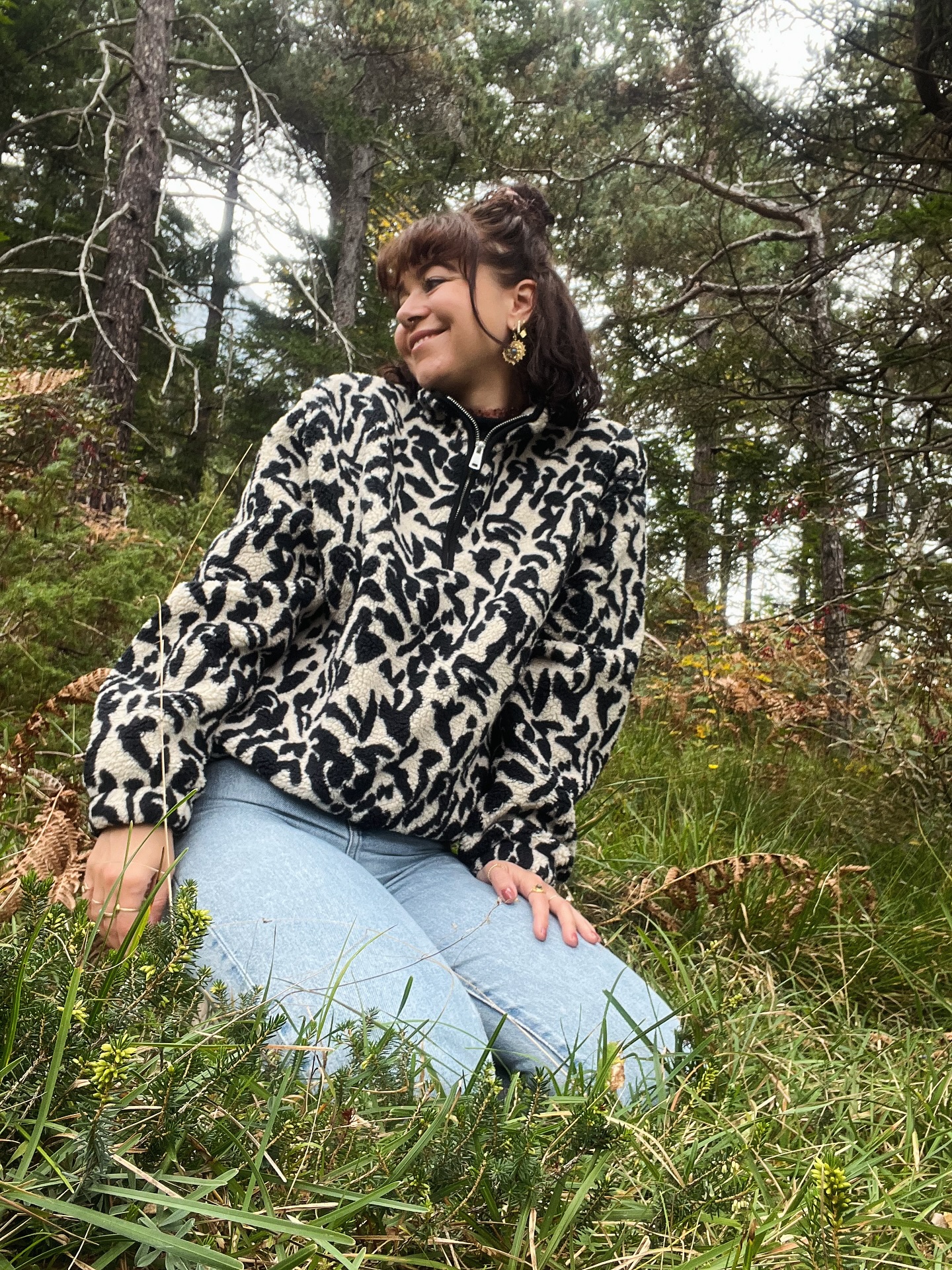 Hi my love🫀
Ein Lebenszeichen hier in der virtuellen Welt von mir und ein paar Auszüge meiner letzten Wochen 🙃
Autumn blessings 🍁✨
Einmal Holland & Ein büsschen Meer 🌊
Ein büsschen Hamburg & die liebe @jule.liebt endlich in real life umarmen dürfen 🥰 danke @brittakimpel & @nesccoaching diesen Herzensmenschen kennen gelernt & jetzt in meinem Leben zu haben 💞
Und Ein büsschen Wald 🍁🌳
Und: der Weg ist das Ziel.
Keep on going, you‘re doing great❤️🔥
Wenn du geilen scheiß machst.
Wenn du Nix machst.
Wenn du’s gebacken kriegst.
Wenn du’s nicht auf die Reihe kriegst.
Wenn du mutig bist.
Wenn du Angst hast, dich zu zeigen.
Wenn du krank bist.
Wenn du vor Energie sprudelst.
Wenn du’s fühlst.
Wenn du gar nix fühlst.
…
Immer.
Du & dein Wert sind unantastbar. ❤️
Love, Eva 🫶🏻