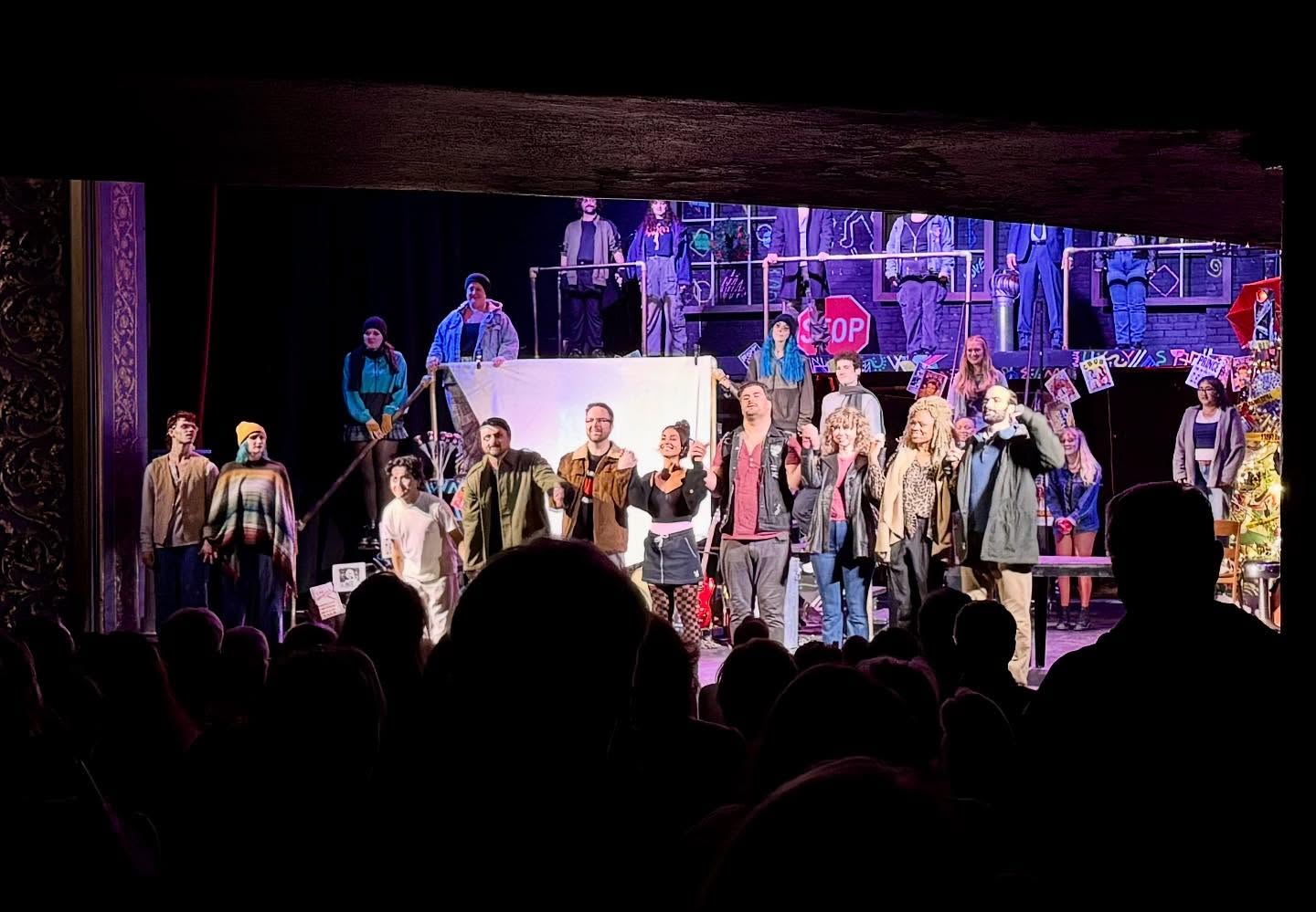 BRAVO and Standing O for the cast and crew of RENT!!❤️🎸
THIS weekend only!
🎟️ @ https://www.thebradleyplayhouse.org/
TONIGHT Saturday, October 25 | 7:30pm
TOMORROW Sunday, October 26 | 2:00pm
#thecomplexputnam #rentthemusical #525600minutes #seasonsoflove #nodaybuttoday