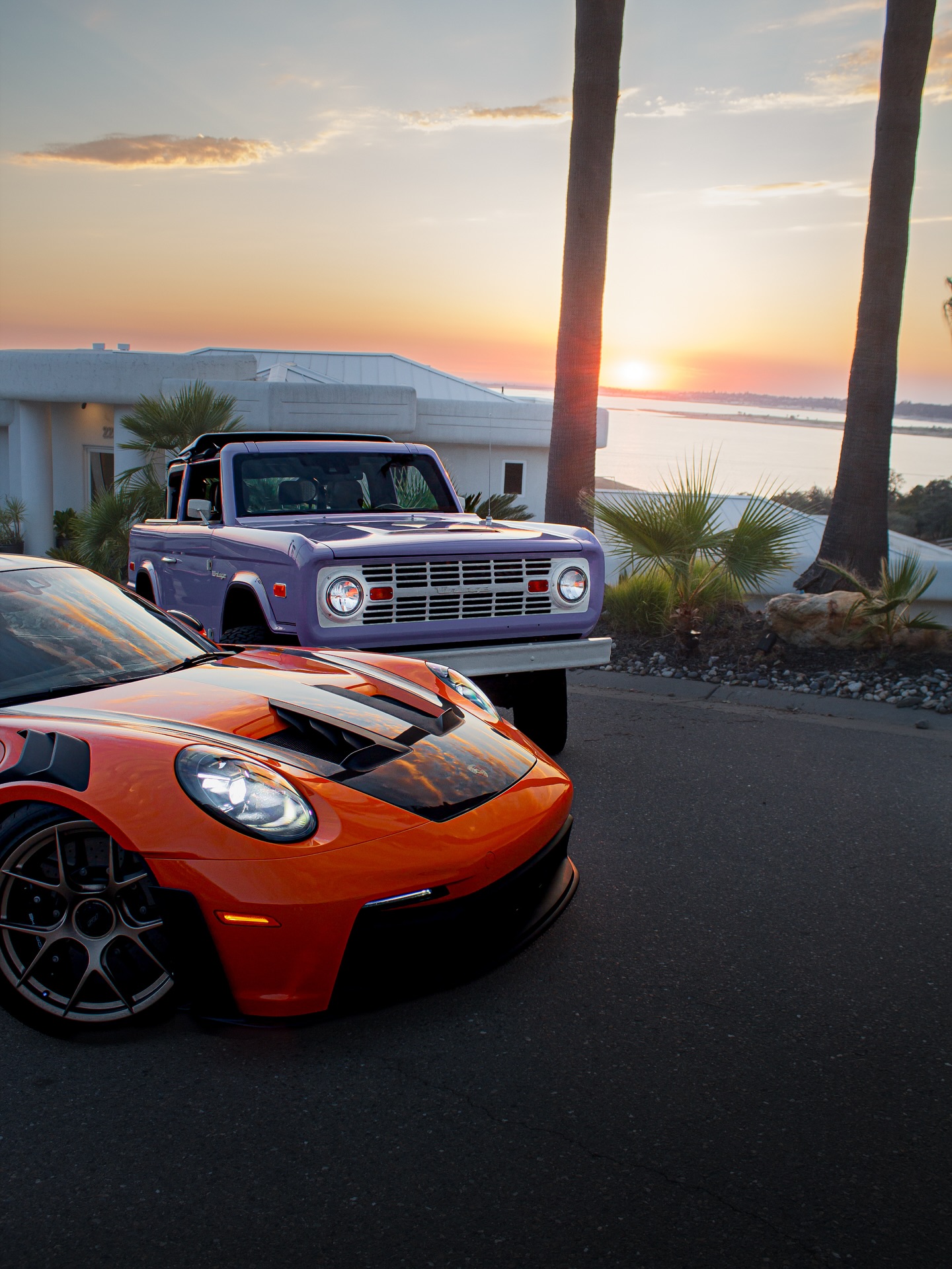 Because every collection needs a daily driver that makes no compromises. โจ
Our Vintage Modernโs are not restomods, these are classic inspired luxury SUVs with modern technology, engineering and safety features including 6 passenger airbags ๐ฏ you could drive this every day with complete confidence.
DM for ready now inventory from @postoakmotorcars
#VintageBronco #Vintagecars #ClassicBronco #EarlyBronco #Supercarcollection #Supercarlifestyle #FordBronco #QuietLuxury
๐ธ @t7_shots