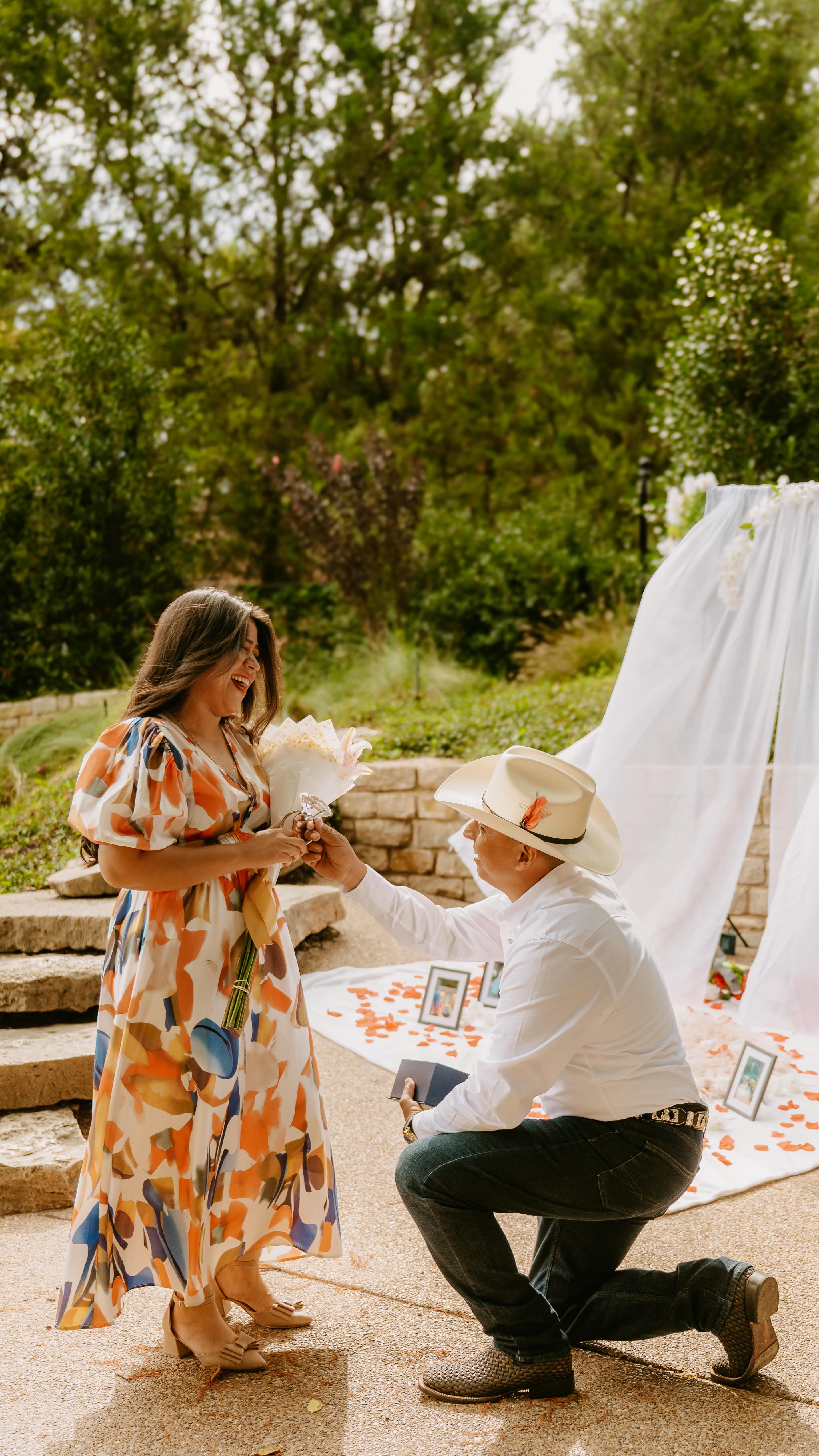 Her run at the beginning was so sweeeet 🥹
#proposal #proposalphotographer #dallasphotographer #sunkissedimagery #photographer