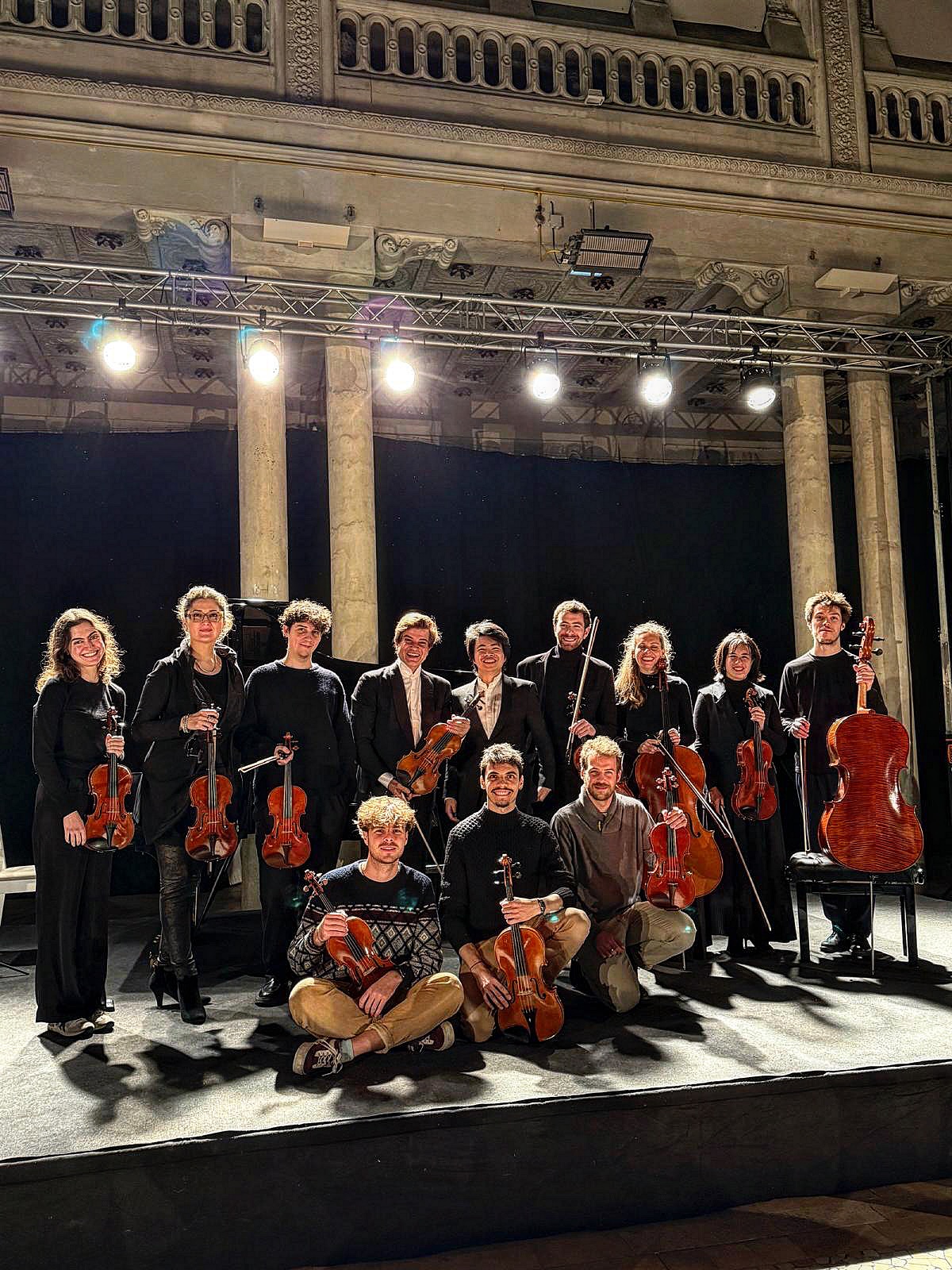 Un immenso grazie a Kit Armstrong (@kitarmstrongmusic) per il generoso invito nella splendida Chiesa di Sainte Thérèse di Hirson.
Grazie ai meravigliosi musicisti - Quatuor Ardeo (@quatuorardeo), Meriel Bizri (@merielbizri), Thomas Briant (@thomas.briant), Nikolas Altieri (@nikolas_altieri) e Francesco Tamburini (@the_tamb_man) - per aver dato voce agli strumenti di Alberto Luca Stella (@albertolucastellaa), Louis Marin (@louis.marin) e Francesco Panazza (@francesco_panazza_violin), realizzati a Casa Stradivari.
Un ringraziamento sentito anche a Robert Brewer Young (@robertbreweryoung) per la partecipazione alla tavola rotonda, nella quale la storia della liuteria cremonese è stata protagonista e fonte di ispirazione.
Un’anteprima mondiale indimenticabile.
A heartfelt thank you to Kit Armstrong (@kitarmstrongmusic) for the generous invitation to the beautiful Church of Sainte Thérèse in Hirson.
Our gratitude goes to the amazing musicians - Quatuor Ardeo (@quatuorardeo), Meriel Bizri (@merielbizri), Thomas Briant (@thomas.briant), Nikolas Altieri (@nikolas_altieri), and Francesco Tamburini (@the_tamb_man) - for giving voice to the instruments crafted by Alberto Luca Stella (@albertolucastellaa), Louis Marin (@louis.marin), and Francesco Panazza (@francesco_panazza_violin) at Casa Stradivari.
A special thanks to Robert Brewer Young (@robertbreweryoung) for joining the round table, where the heritage of Cremonese violin making took center stage.
An unforgettable world premiere.
#CasaStradivari #KitArmstrong #Hirson #Cremona #Liuteria #Unesco #Quatuor #StringInstruments #Concert #FabriziovonArx #ViolinMaking