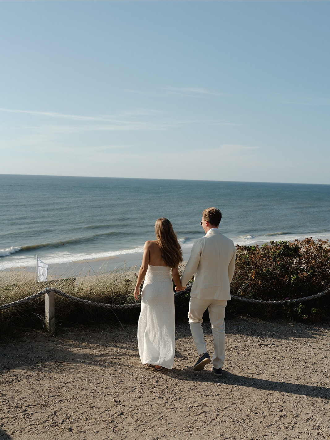 Just before it all began- some pre get-together vibes 🤍
H&M: @twin_scissors_hairmobil
Band: @niteclubband
Flowers: @blumenhansen_sylt
Get-Together Location: @onkeljohnnys
#wedding #weddingphotography #sylt #syltwedding #weddingdetails #gettogether #marinaandchris #marinaandchrisphotography