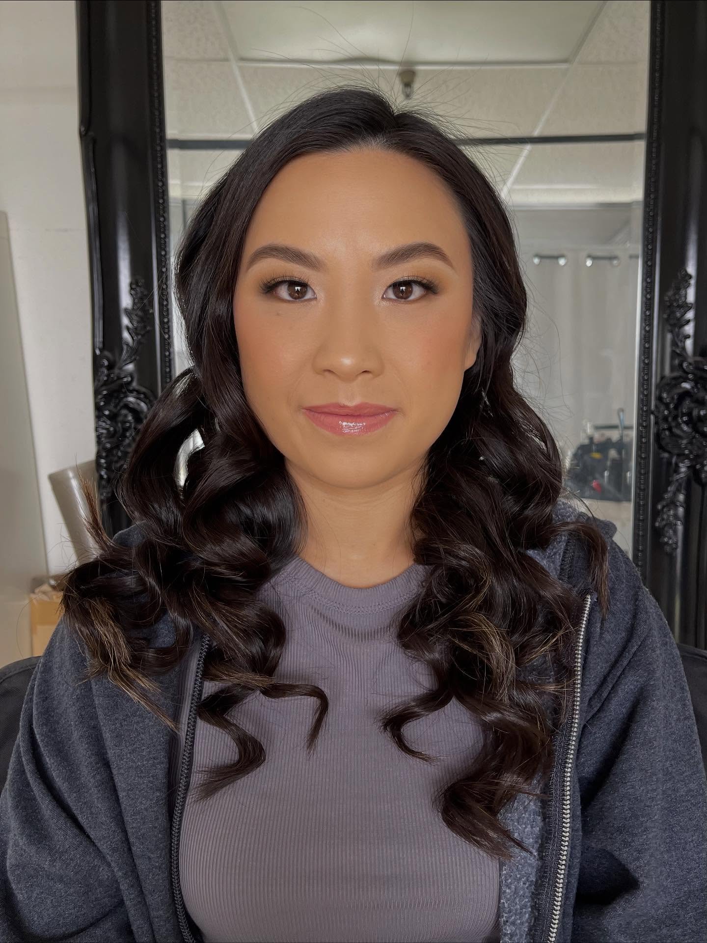 She came all the way from Laughlin for her engagement shoot glam, and it was such a beautiful day getting her ready. Soft, timeless, and glowing, the perfect look for such a special moment.
#EngagementGlam #SessionsMakeup #OCMakeupArtist #BridalBeauty #EngagementPhotos #SoftGlam #CaliforniaMakeupArtist #BrideToBe #NaturalGlam #MakeupArtist #HairAndMakeupArtist #LoveInTheDetails