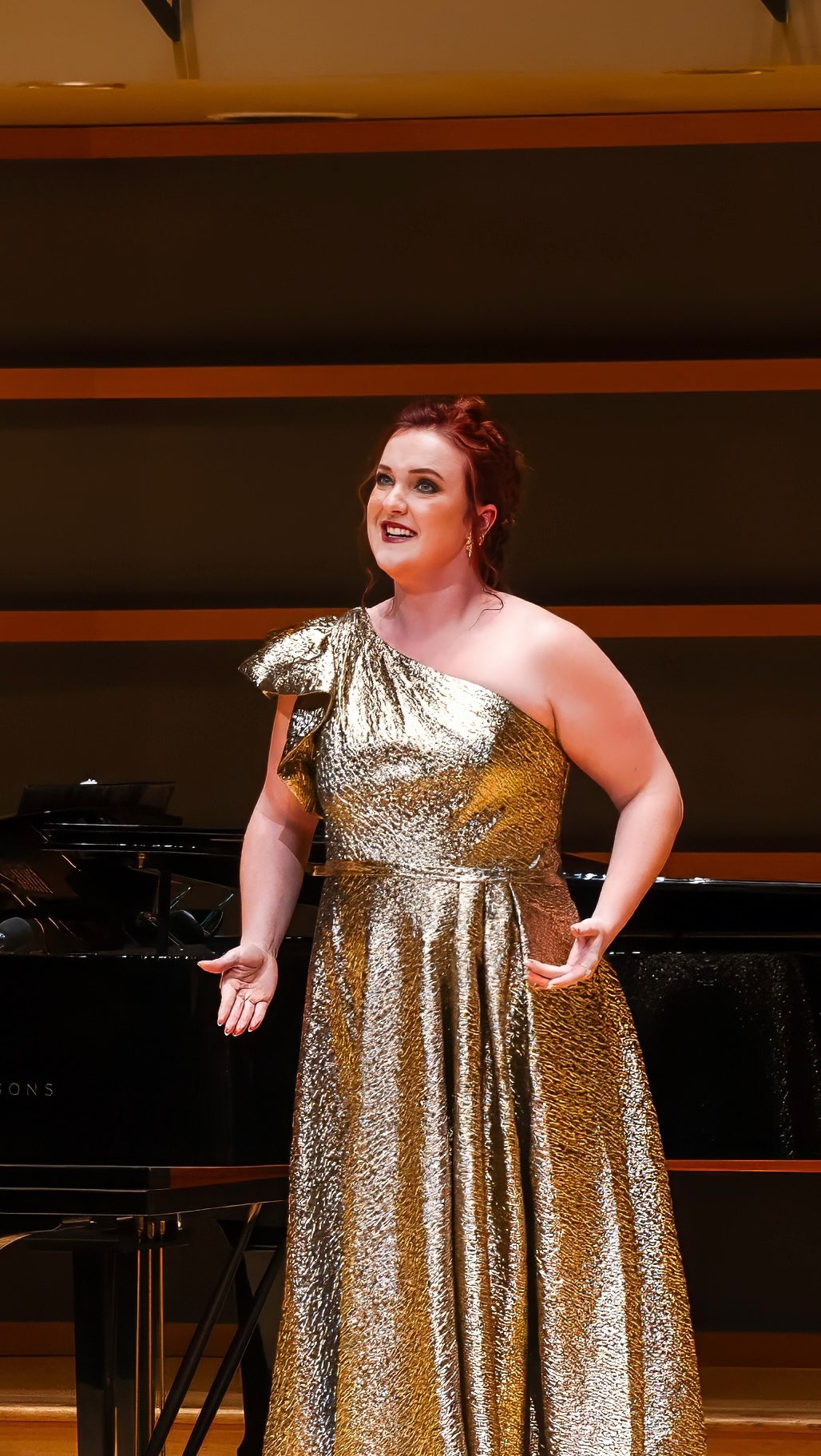 Happy World Opera Day ๐ผ๐ต
Es gibt ein Reich/ Straussโ Ariadne
Danielle Orlando at the piano ๐น