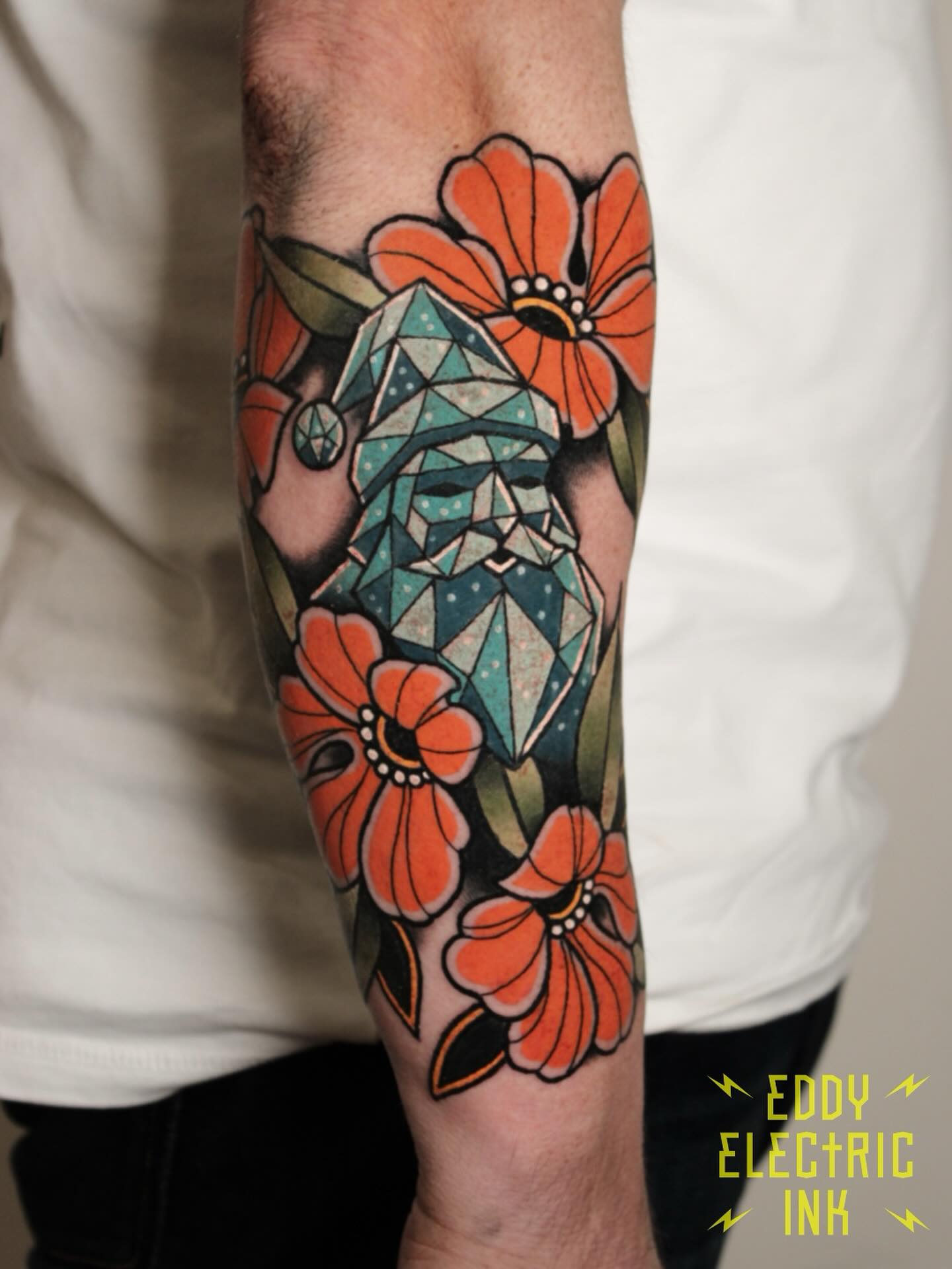 Santa Claus is coming to town! Thanks enrico for trusting me with this memorial tattoo!
🏷️:
#traditionaltattoo #traditionalart #traditional #traditionaltattoos #tradworkers #tradwork #tradworkerssubmission #tradtattoo #tradtattoos #neotraditionaltattoo #neotraditional #neotradtattz #neotradeu #neotraditional #neotradsub #neotrad #neotraditionaltattooers #neotraditionaleurope #neotraditionaltattoos #neotraditionalspain #linework #lineworkerssubmission #boldwillhold