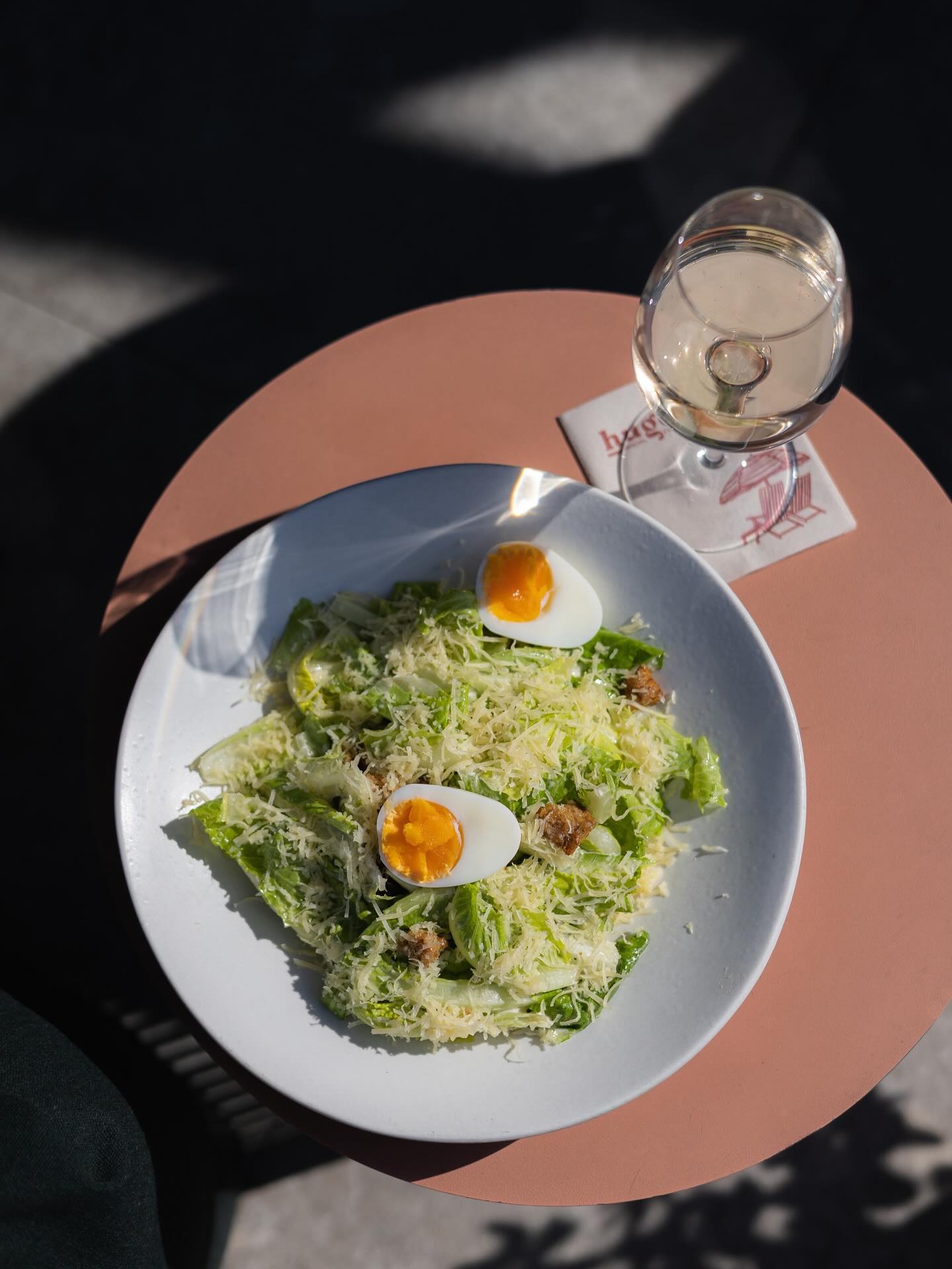 see you this weekend on the 9th floor. 🌞 to reserve your table, contact our team on 021 286 9332 or book@hugosocialclub.com. alternatively, book online via @dineplan_app by following the link in our bio. #HSC