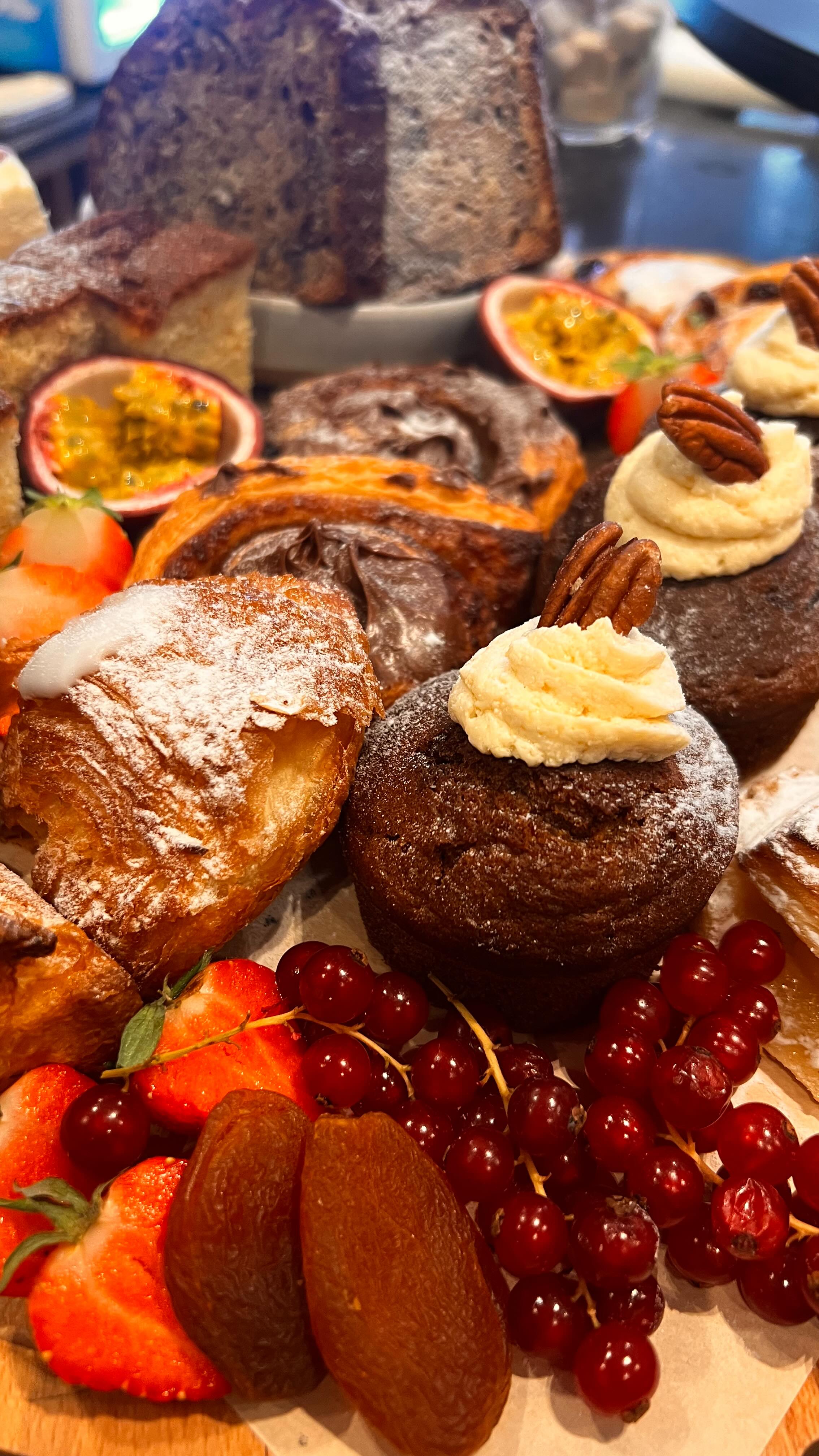 Wat een druk, maar vooral heerlijk weekend! 🥰
Dankjewel voor jullie bestellingen.
Elke plank, elke box, elke bestelling is met liefde gemaakt 😍
#dankbaar #JayJays #genietvanschoten